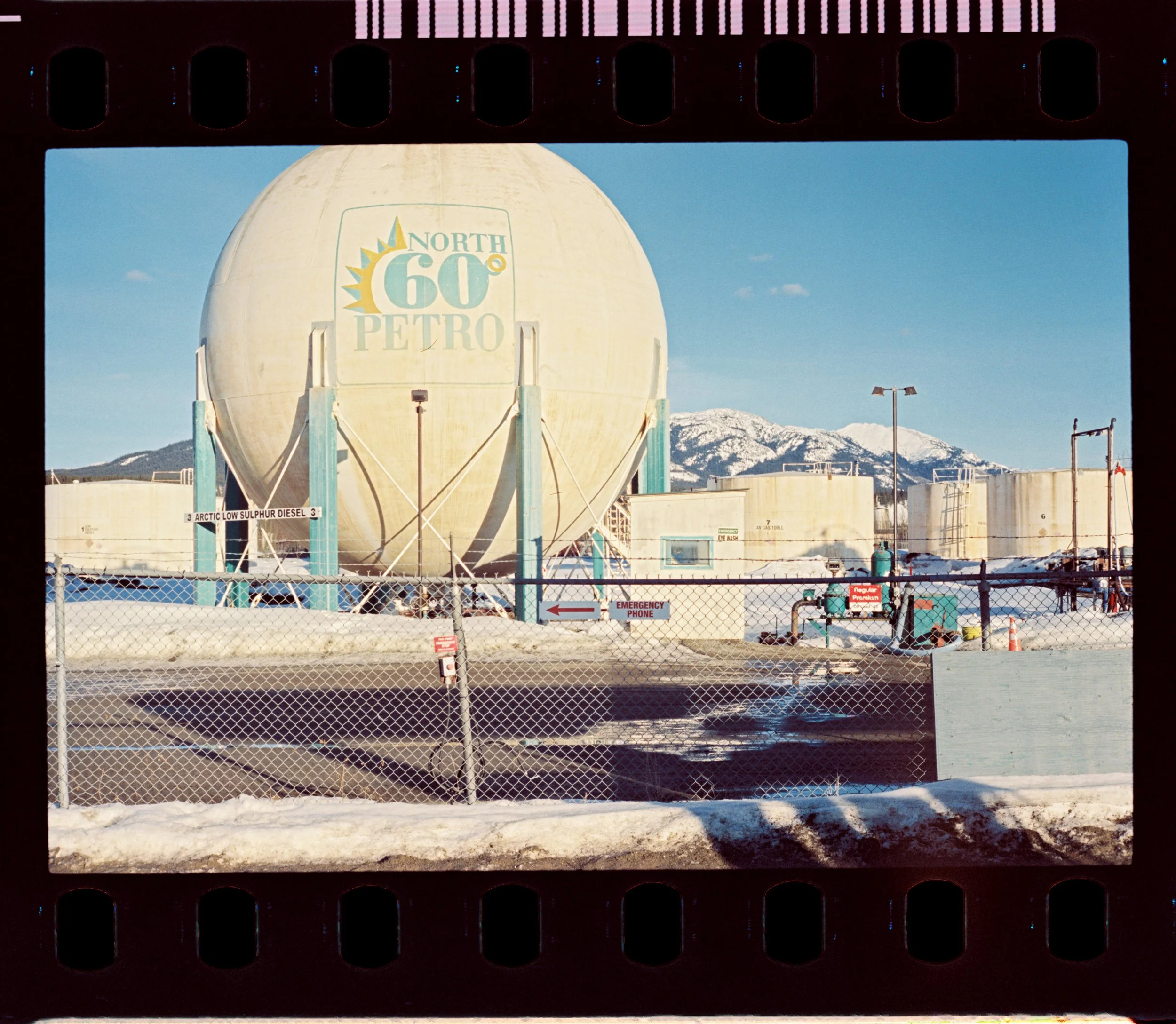 R1-02051-0002.jpg