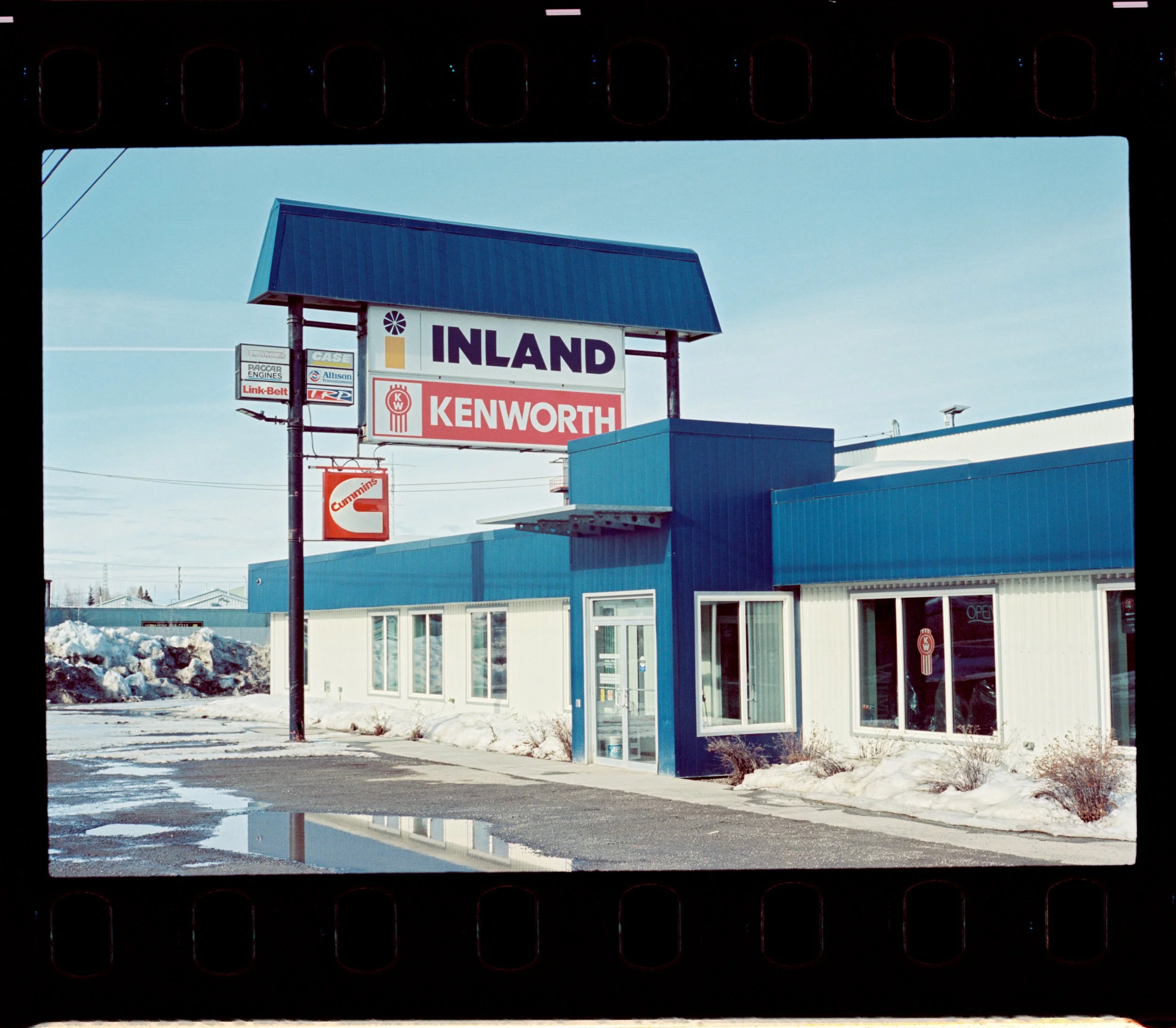 R1-02051-0025.jpg
