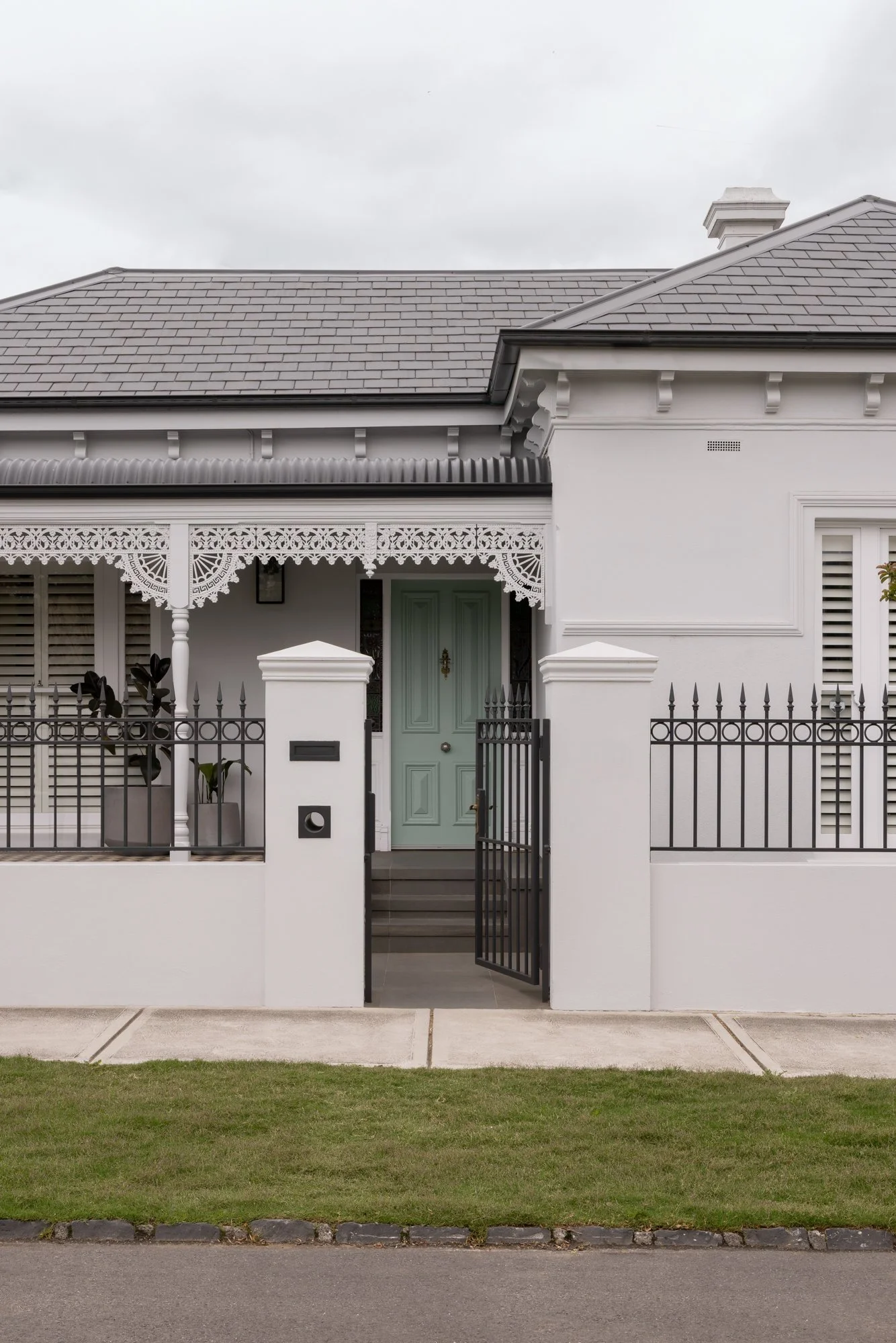 Regent St - Image 02.jpg