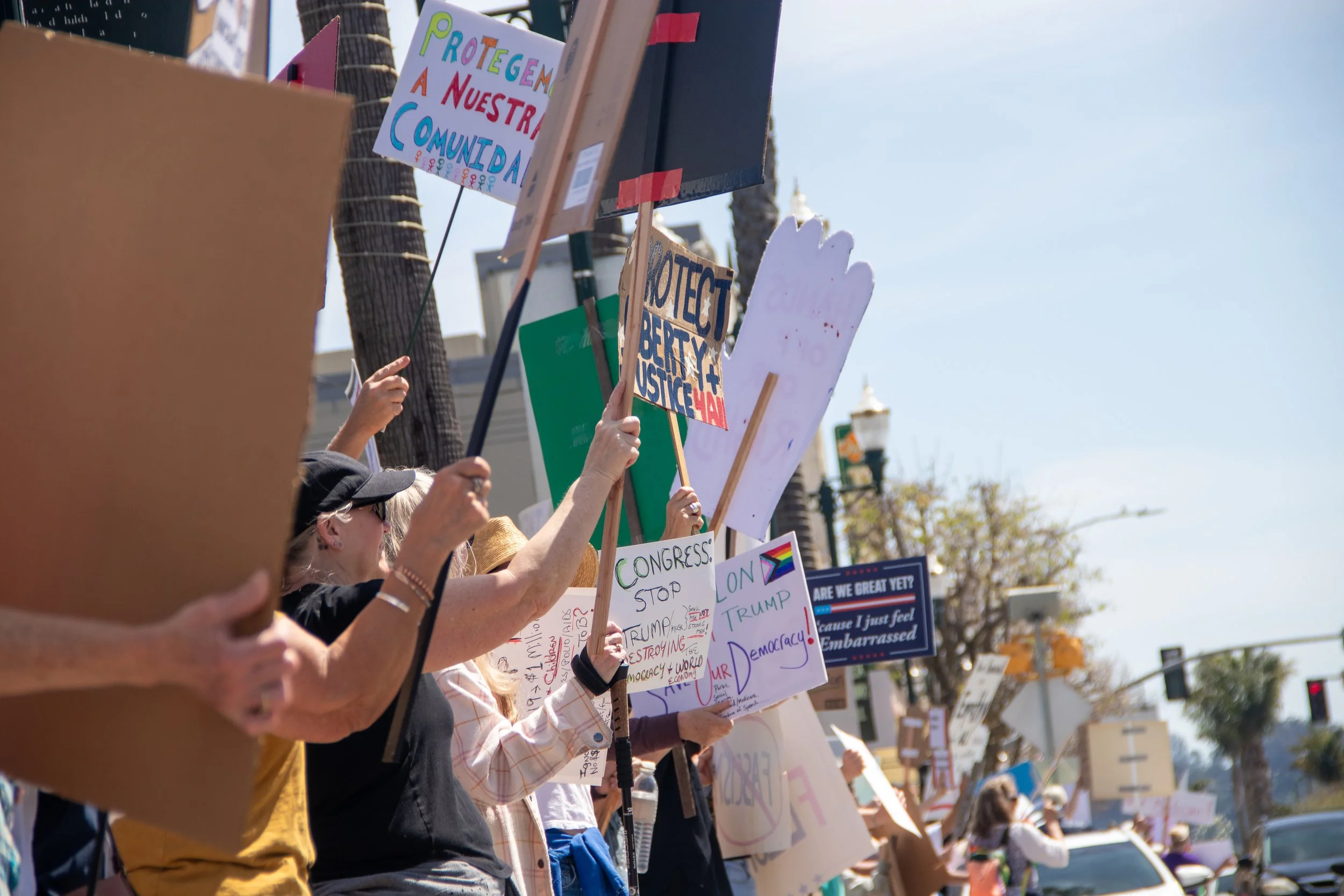 Pop-up protest: protect our first amendment rights
