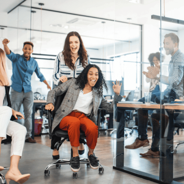 10 funniest workplace rules from around the globe
