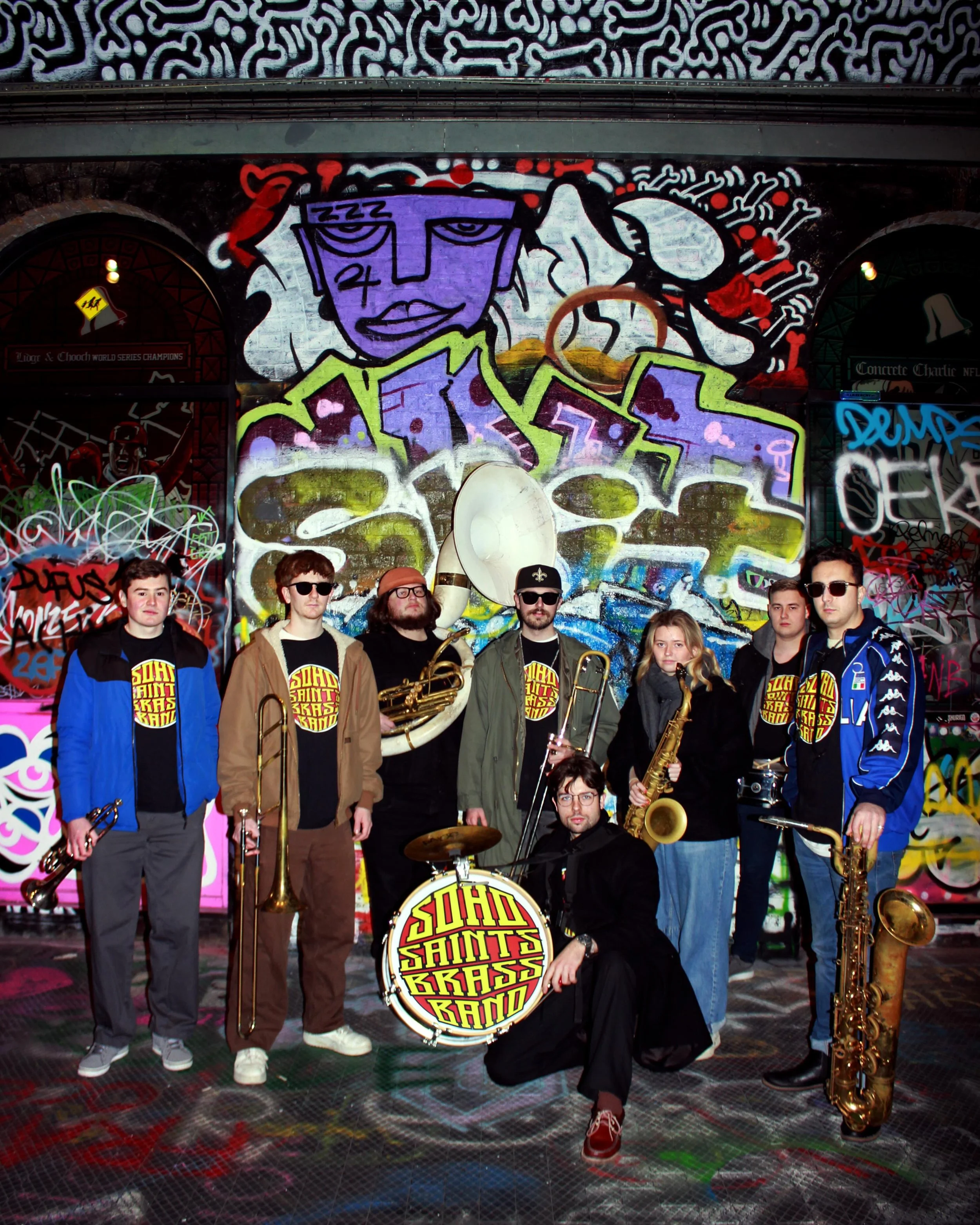 We feel like Funkin&rsquo; It Up

#brassband #neworleansmusic #brass #graffiti #leakestreettunnel
