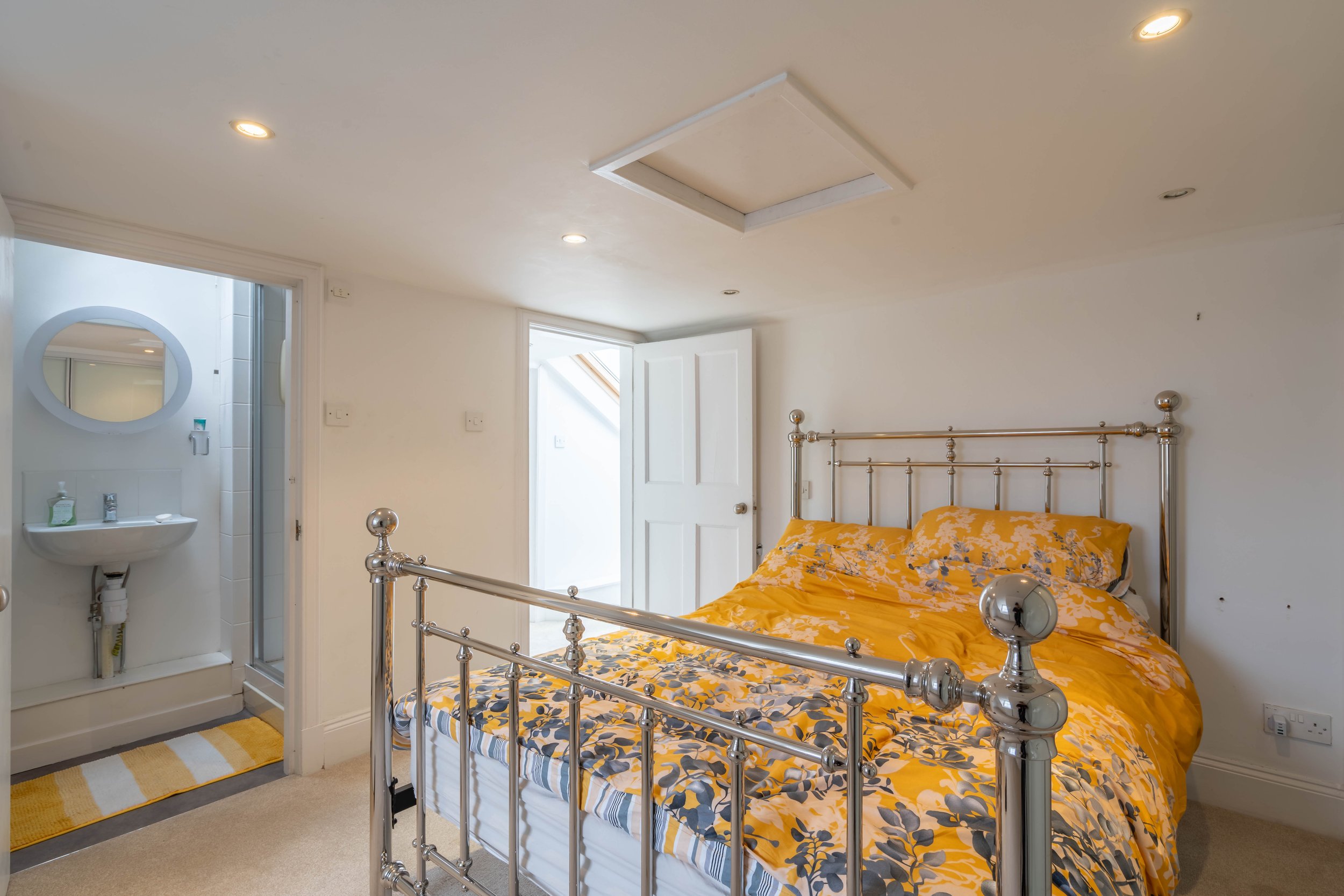 2-1 9 Kirklee Terrace-34.jpg