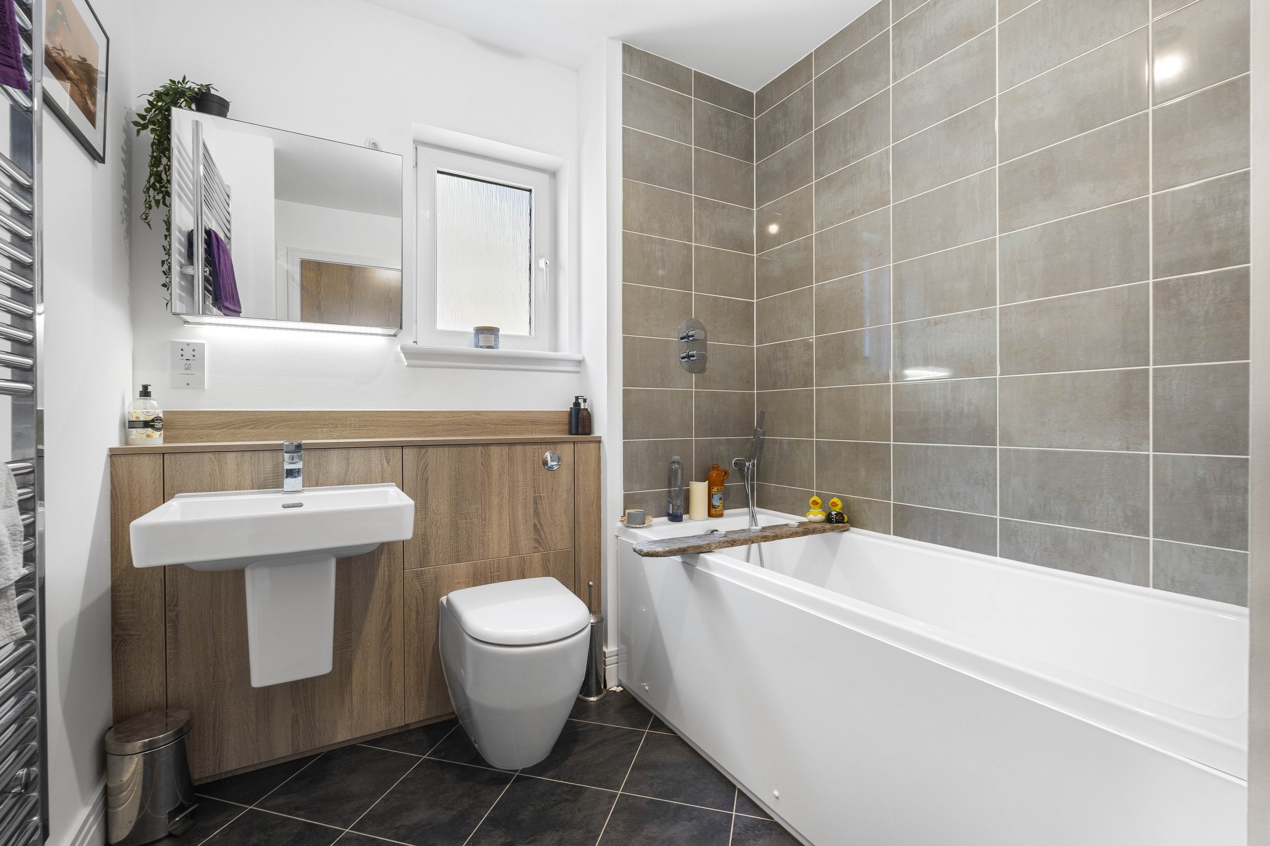 10 Farquharson Image-9.jpg