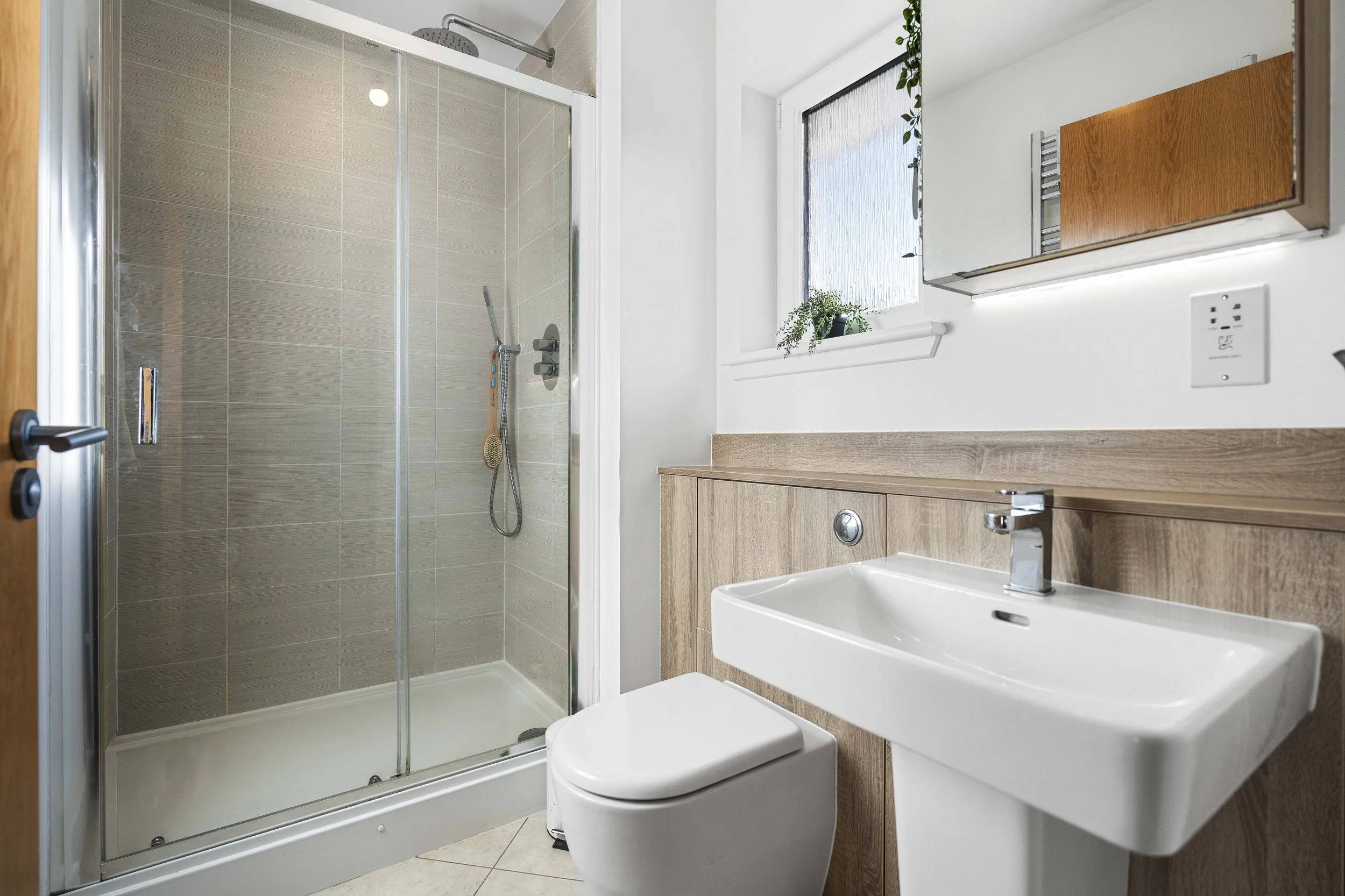 10 Farquharson Image-12.jpg