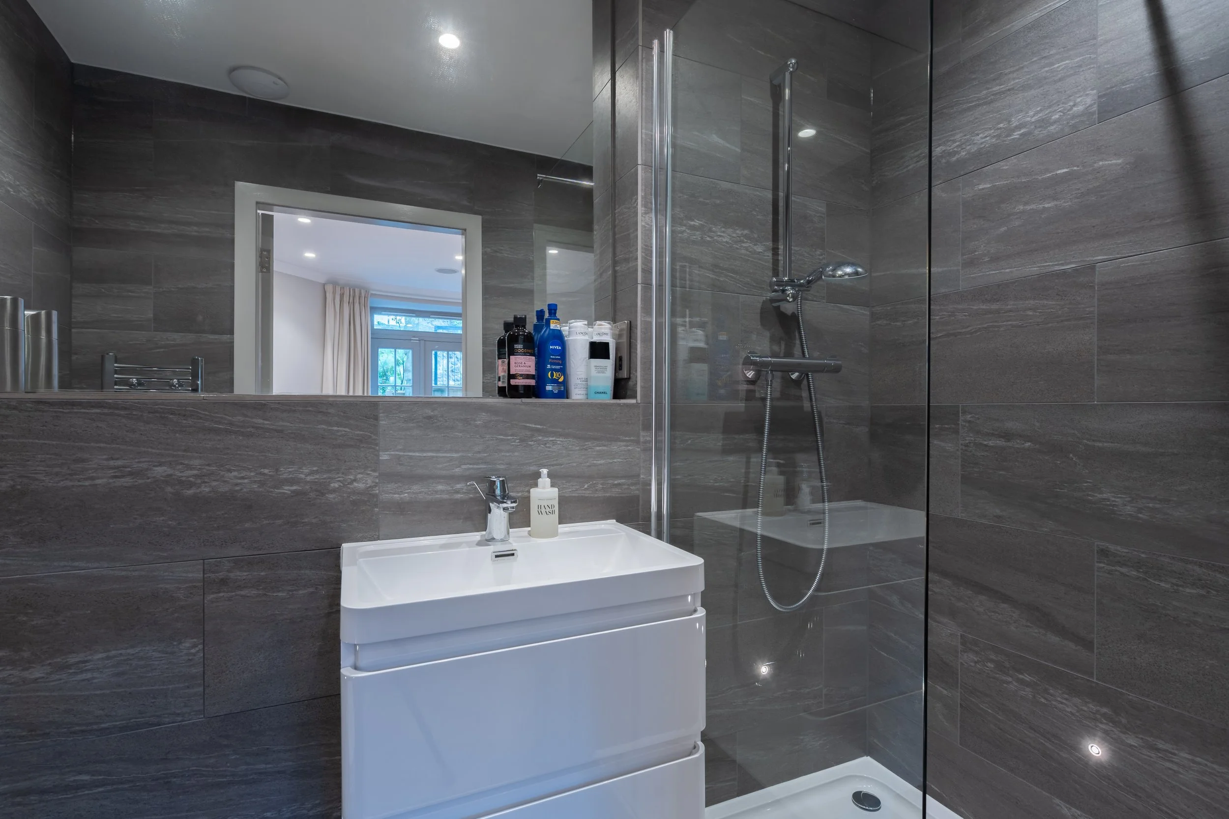 35A Manor Place-24.jpg