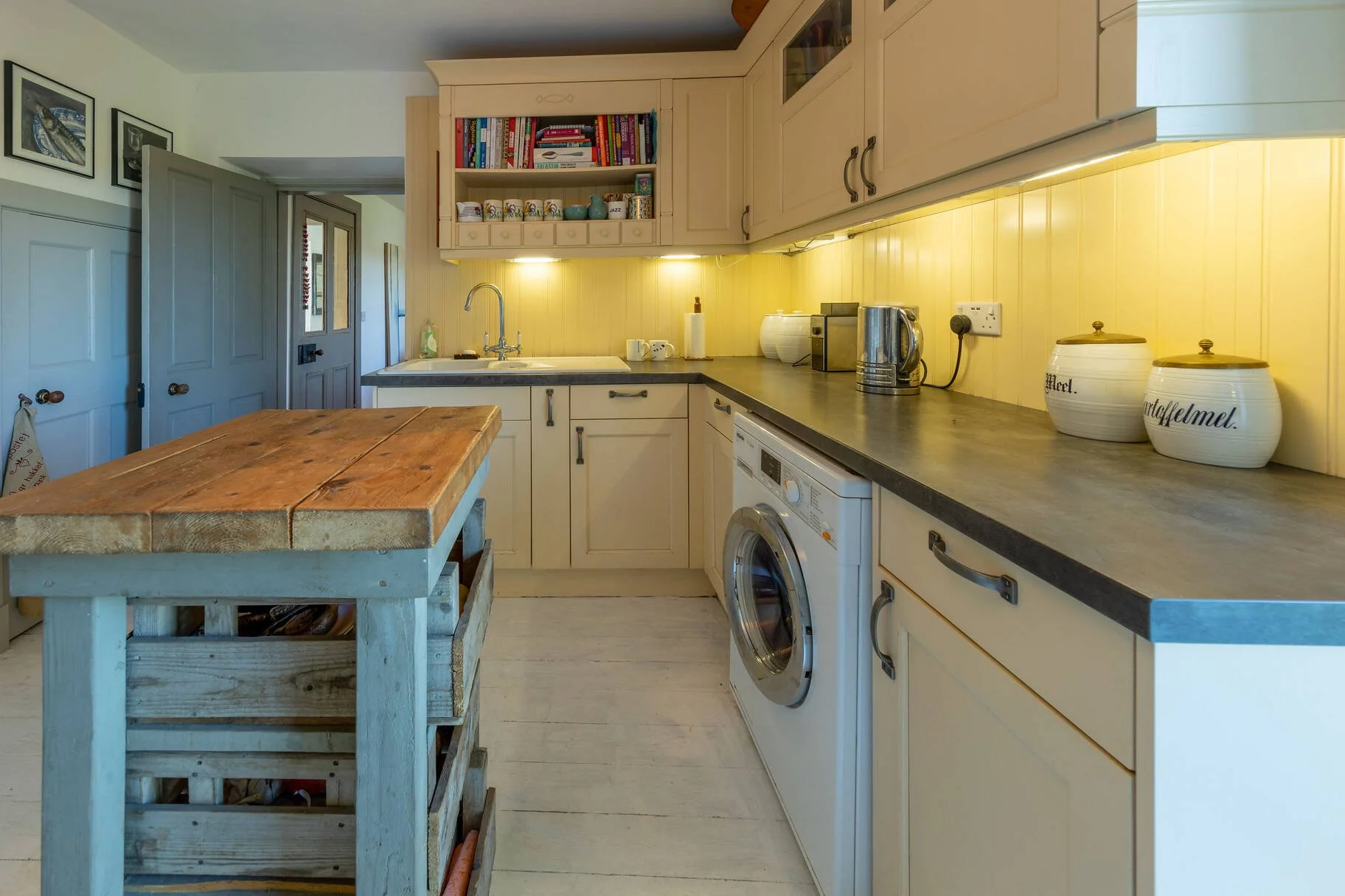75340_Interior-9.jpg