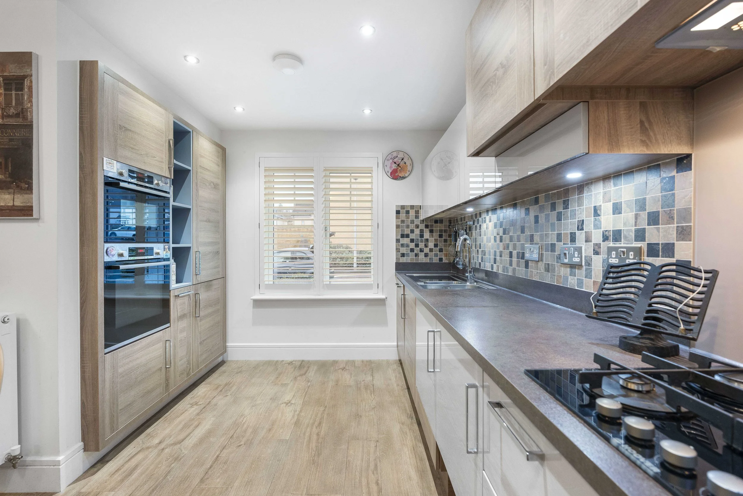 39 Phillips Avenue-9.jpg