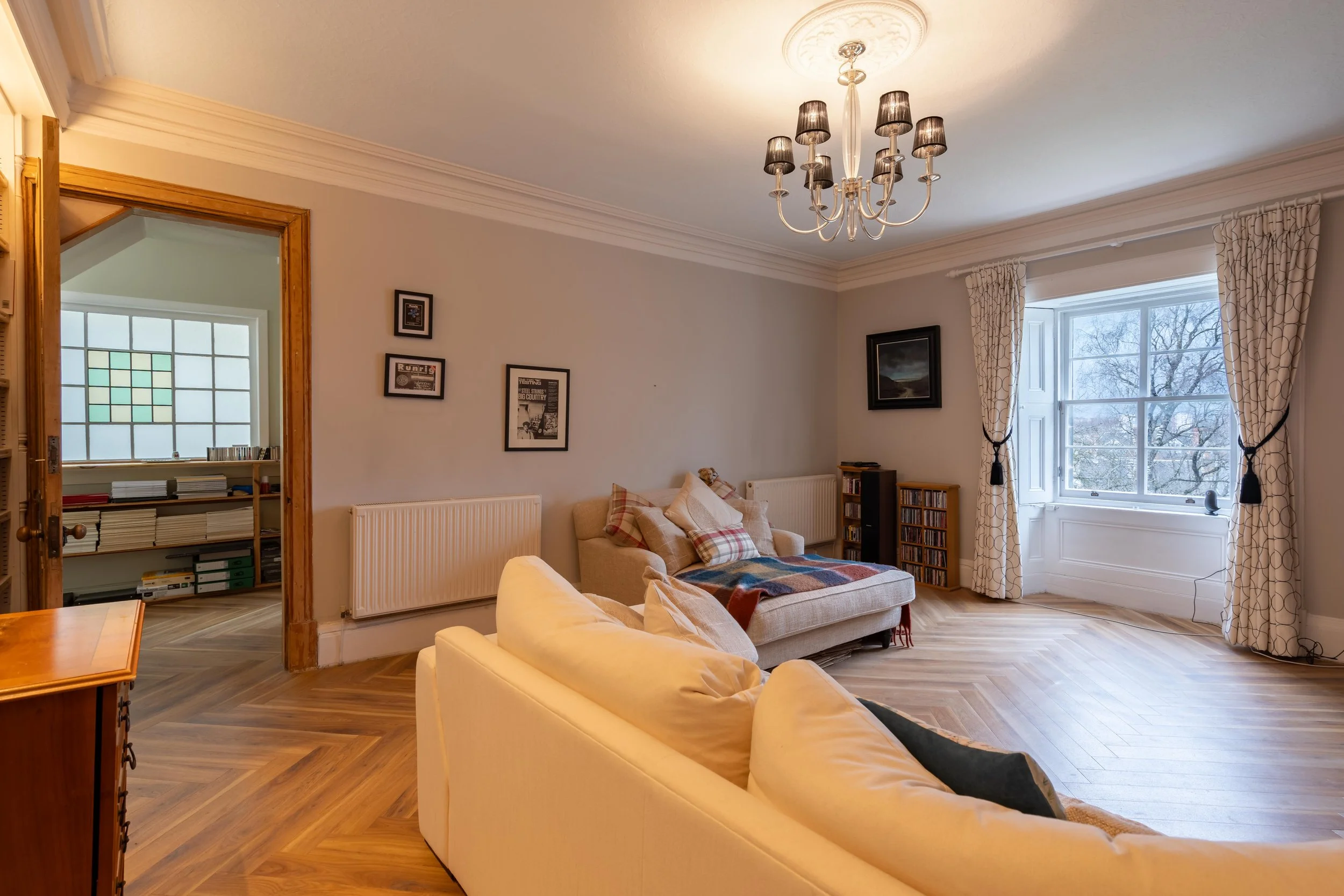 2-1 9 Kirklee Terrace-48.jpg