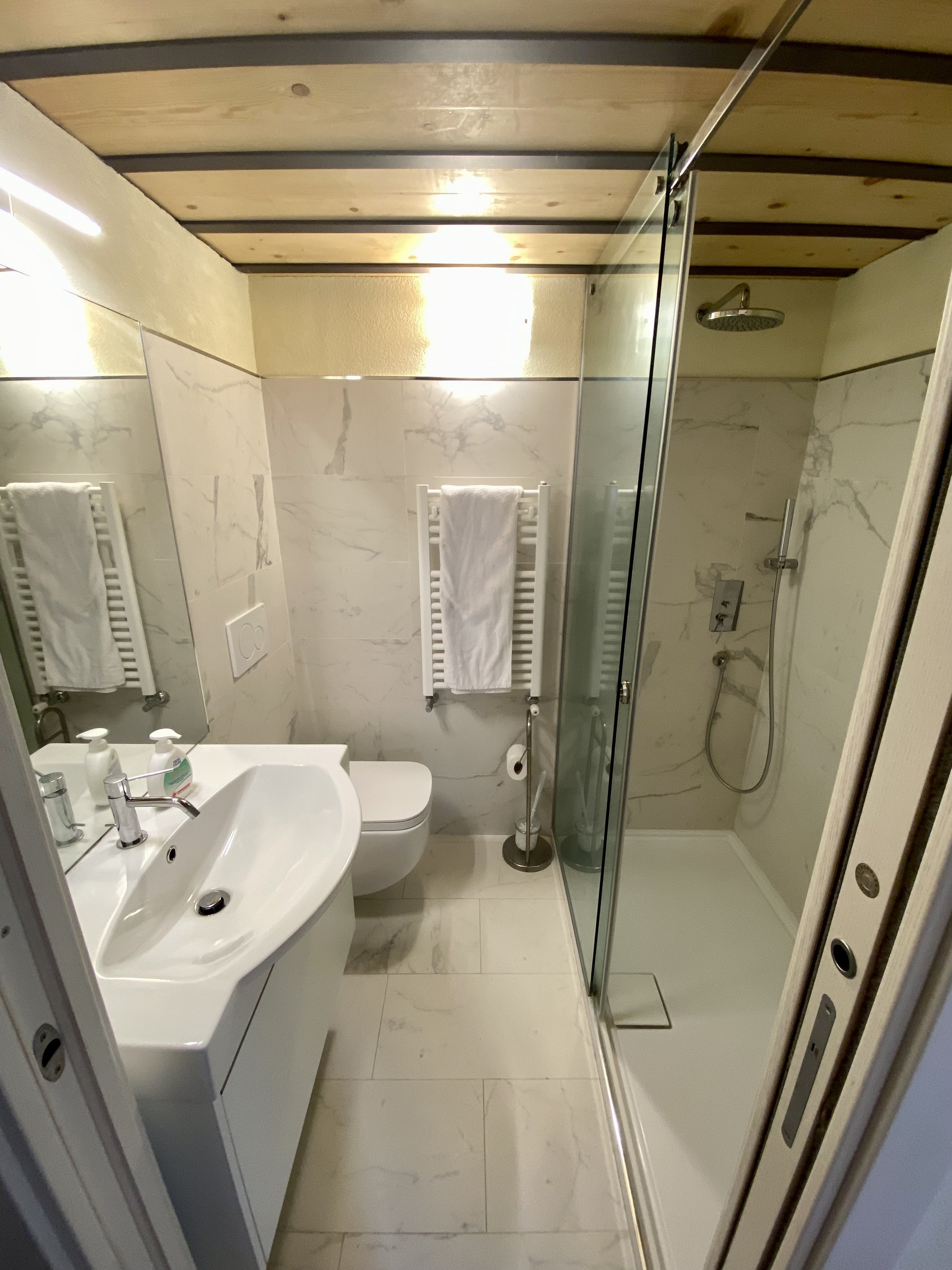 bagno_inferiore1.jpg