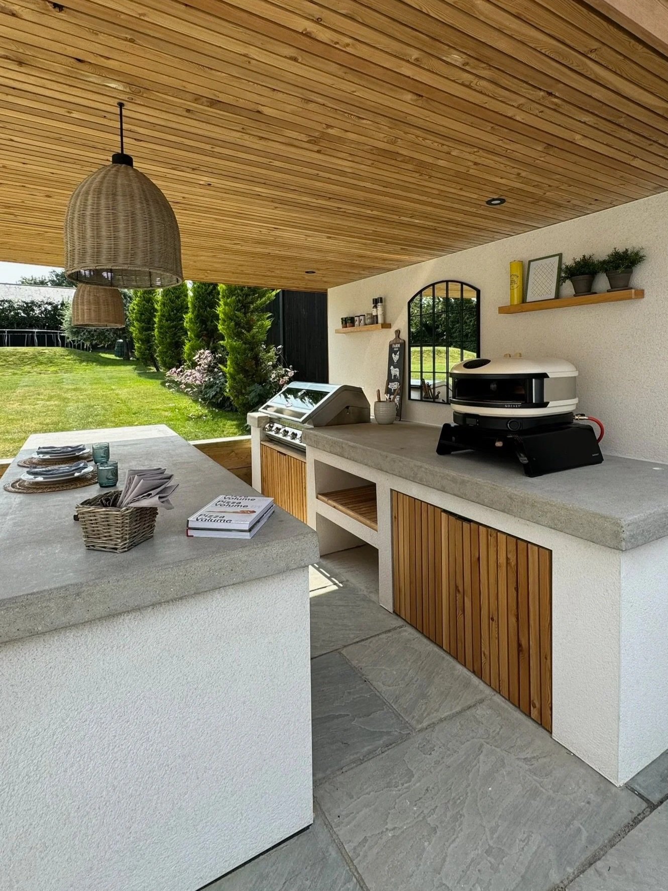 Outdoor Kitchen build and install by a garden design and landscaping serving surrey, hampshire, berkshire, camberley, ascot, london and surrounding areas. 