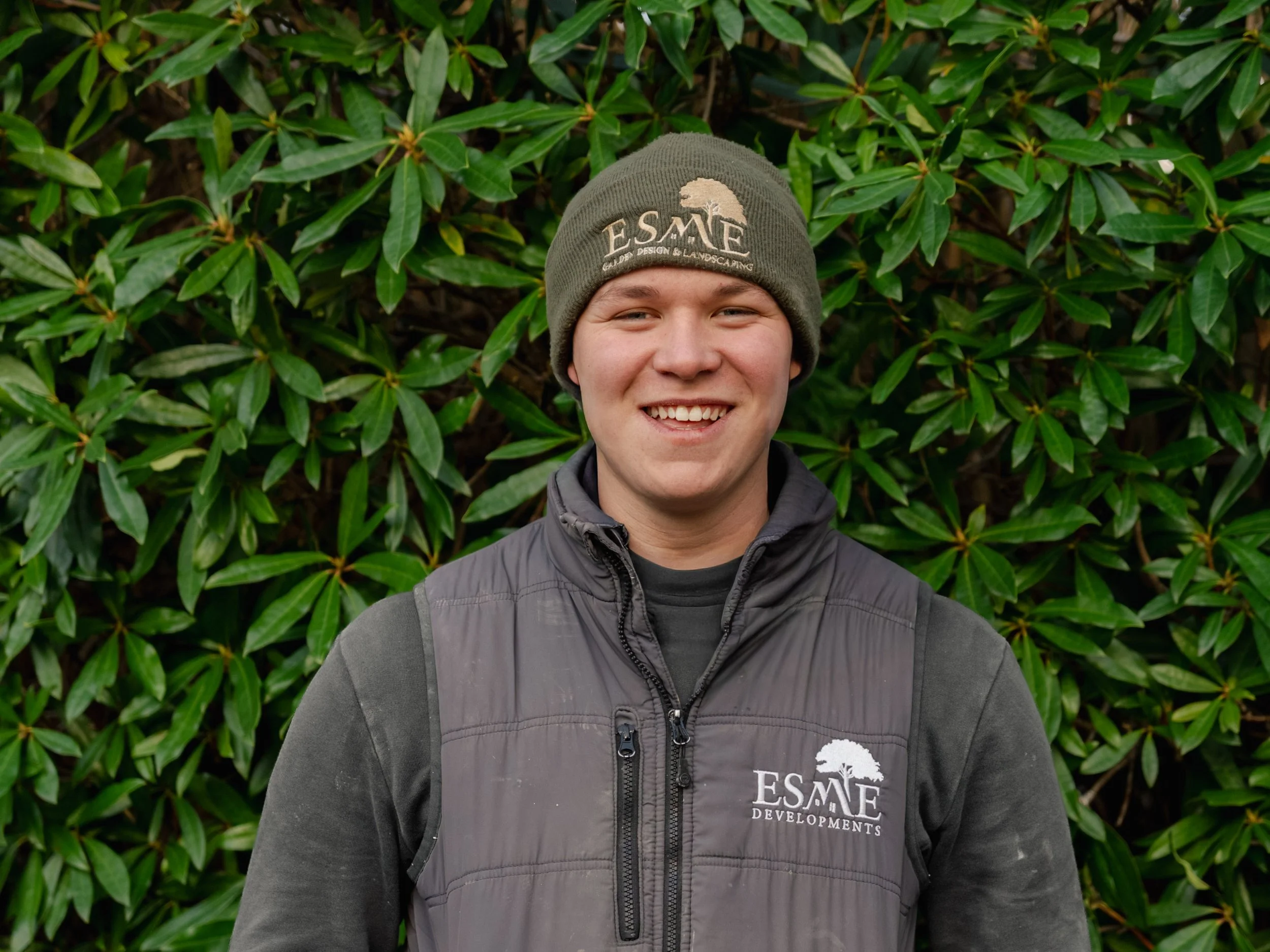 Max Reid is a Junior Landscaper at Esme Garden Design and Landscaping company serving surrey, hampshire, berkshire, ascot, london and surrounding areas.