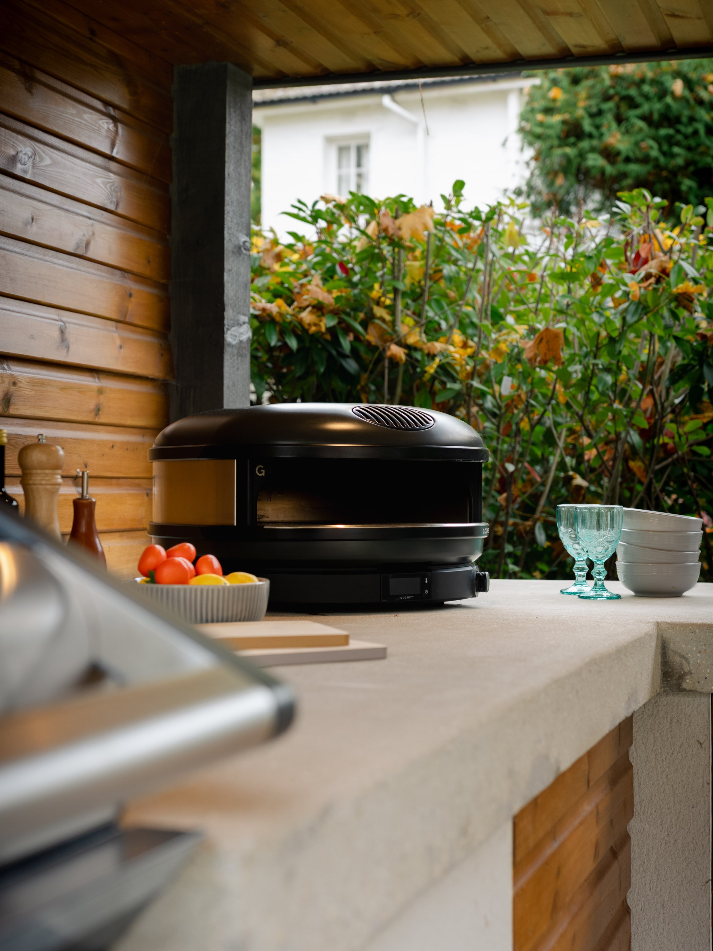 Outdoor Kitchen build and install by a garden design and landscaping serving surrey, hampshire, berkshire, camberley, ascot, london and surrounding areas. 