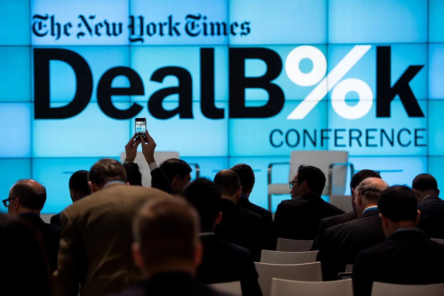Dealbook_dayof_102.jpg