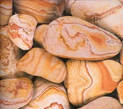 Verschiedene gefärbte Steine