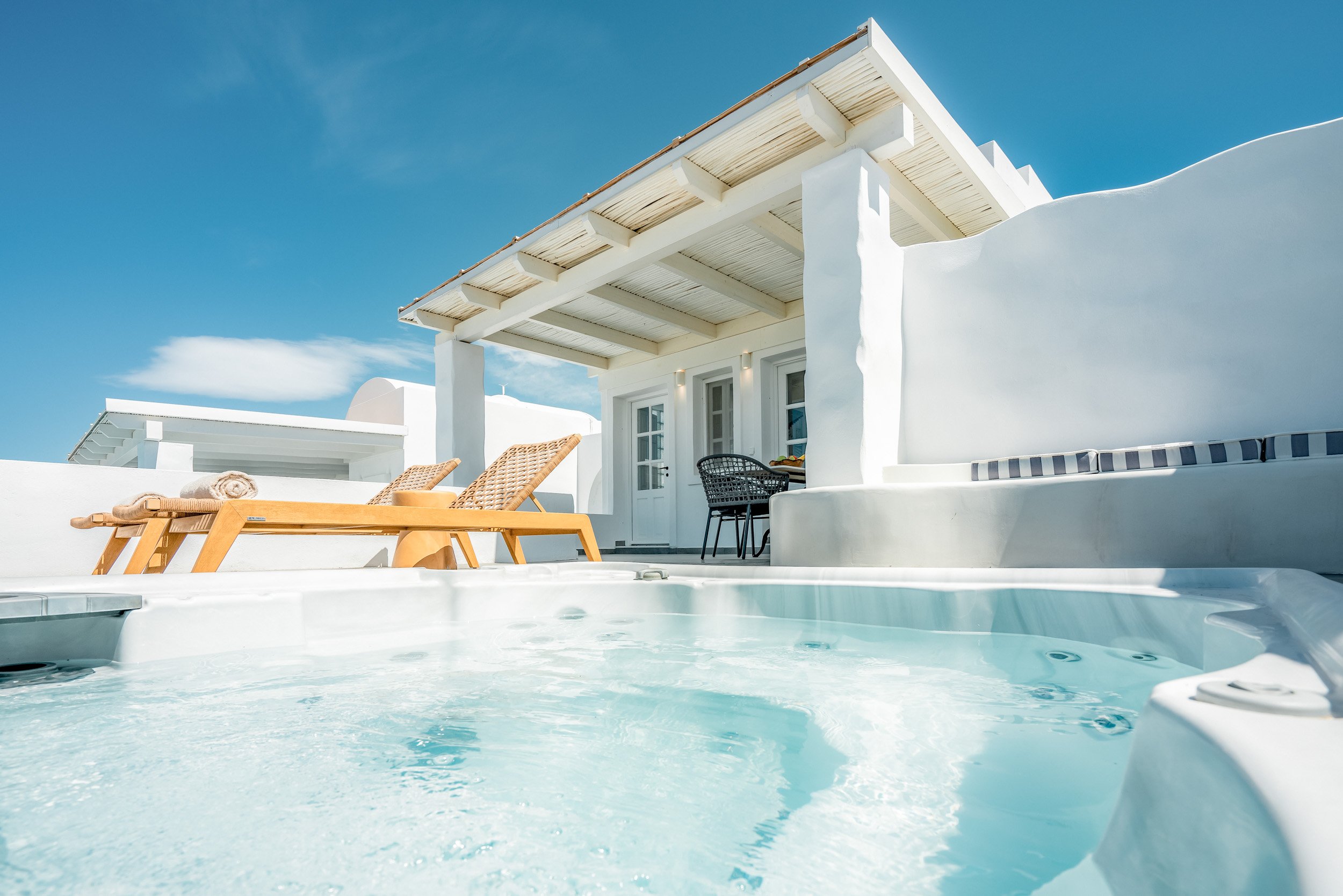 Oia-Sunset-Villas-real-estate-photography-53.jpg