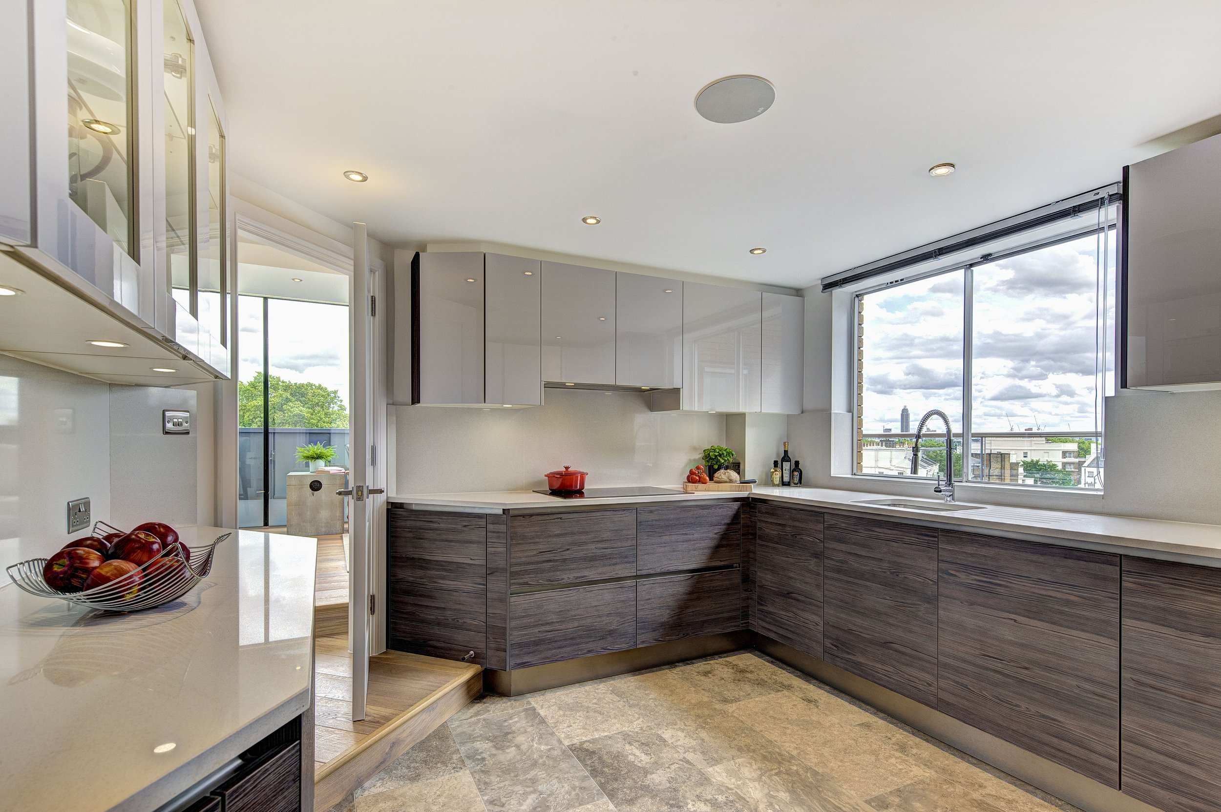 26TH - Kitchen1.jpg