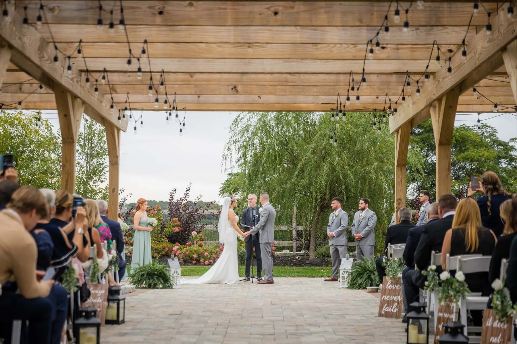hudson valley barn wedding (4).jpg