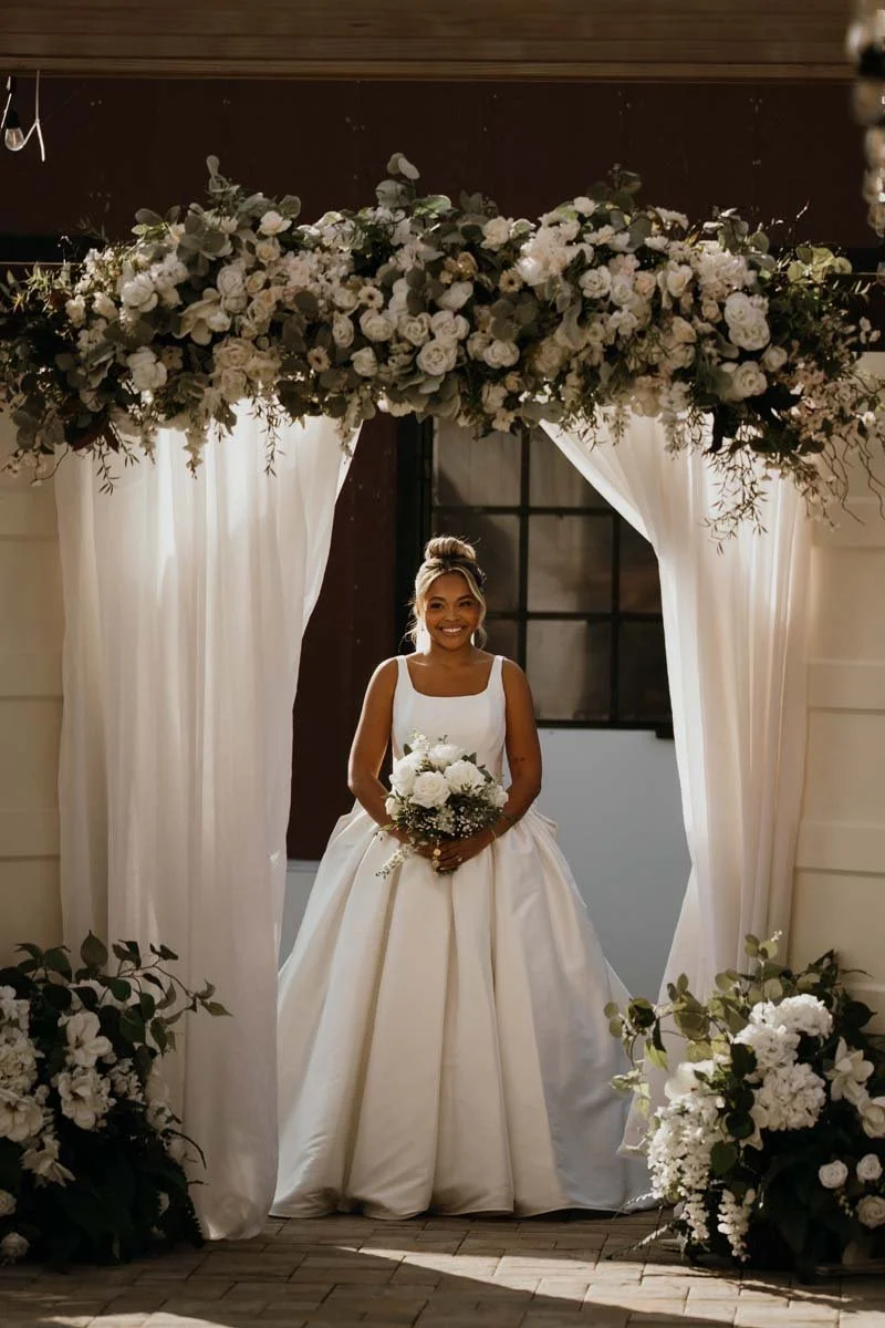 upscale barn wedding trend (5).jpg