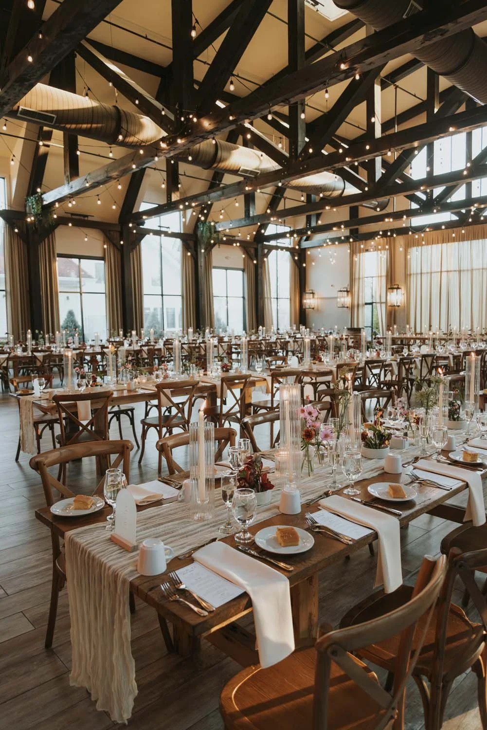 timeless wedding aesthetic (6).jpg