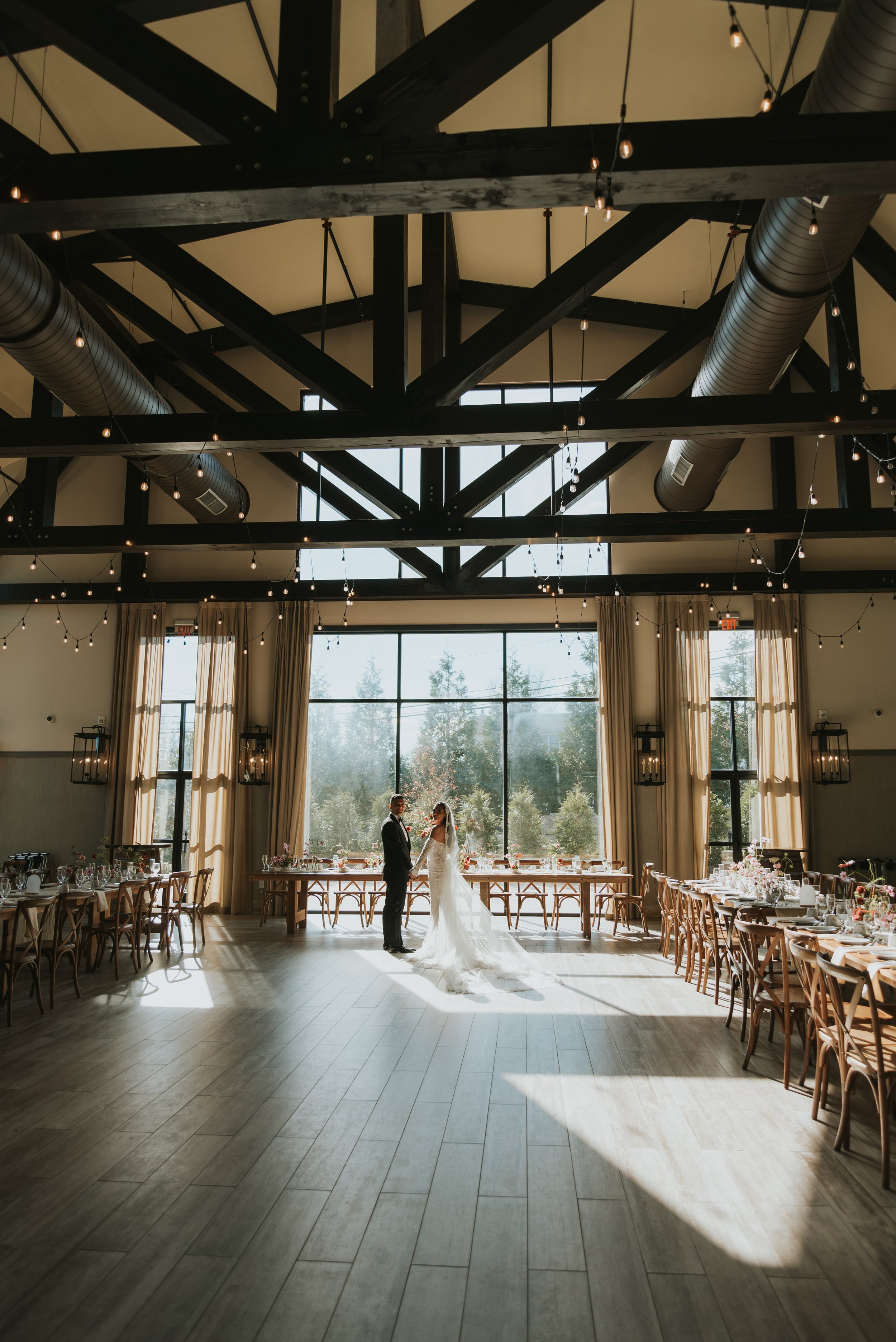 The Barn at Villa Venezia-TAYLOR-EJ-FALL-WEDDING_PHOTOS_BY_MARIA_B_LUNG_0255.jpg