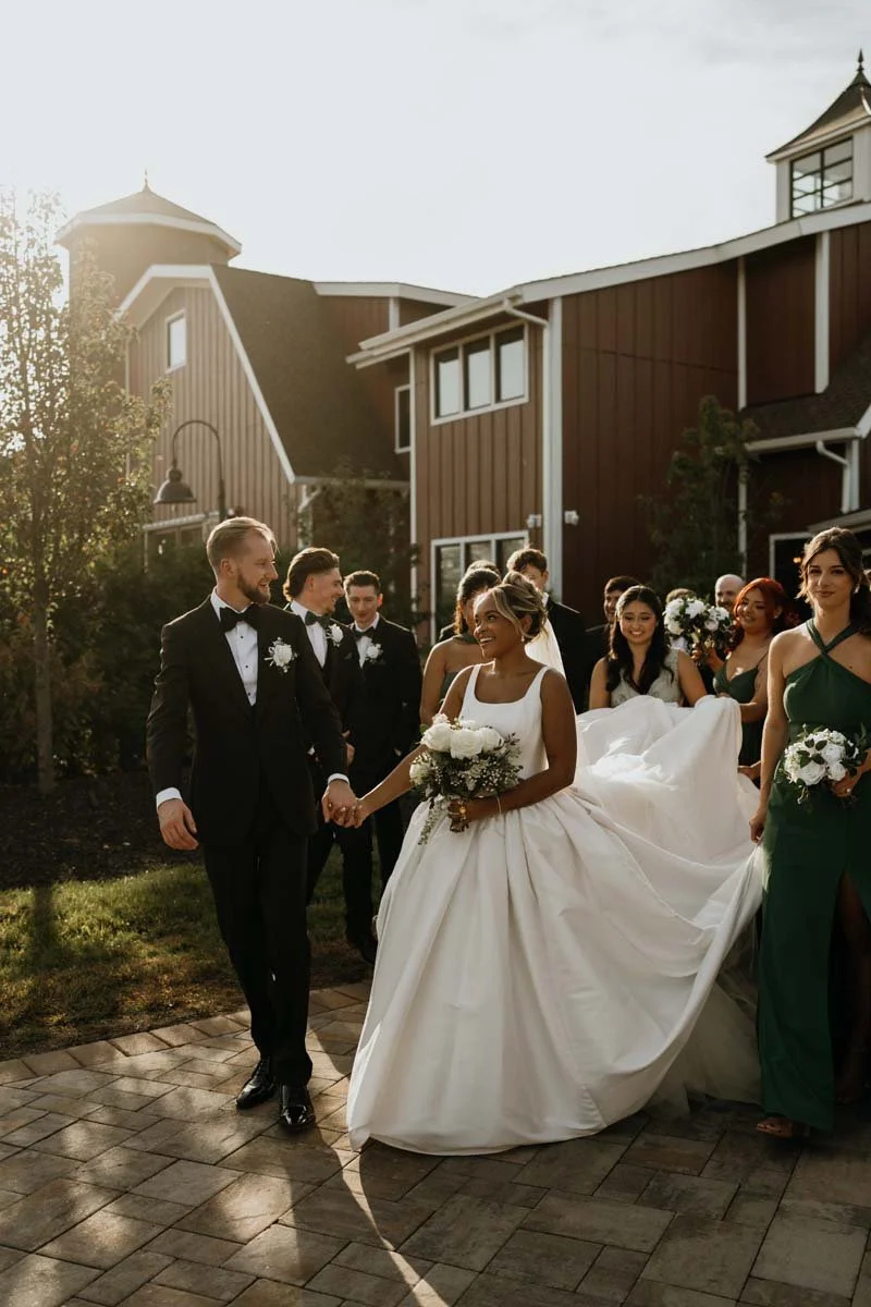 Sophisticated Rusticity: Mastering the "Upscale Barn" Wedding Trend in 2026