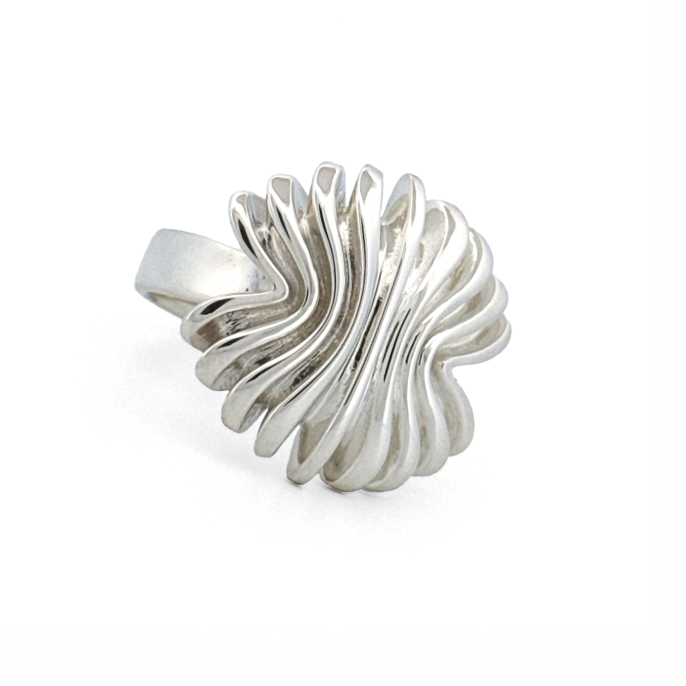Jasmin Ring
Sterling Silver