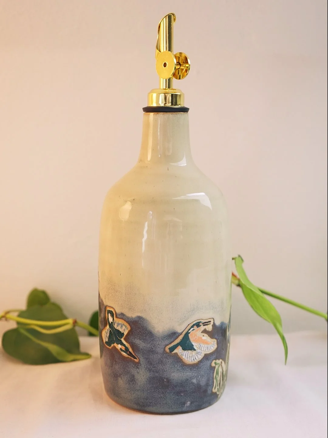 Kingfishers in Flight Oil Dispenser 2