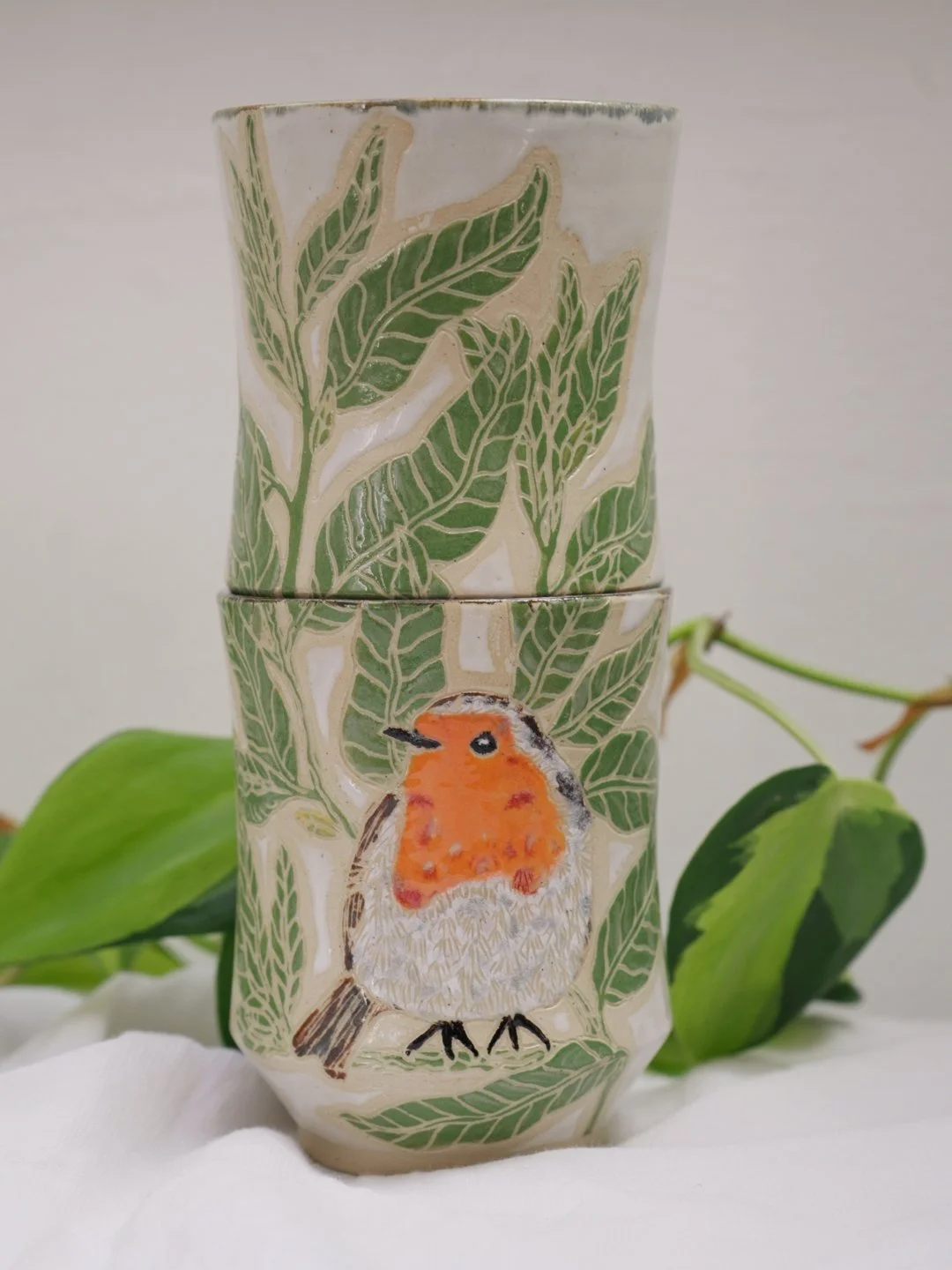 PRE-ORDER European Robin Stacking Tea Cups