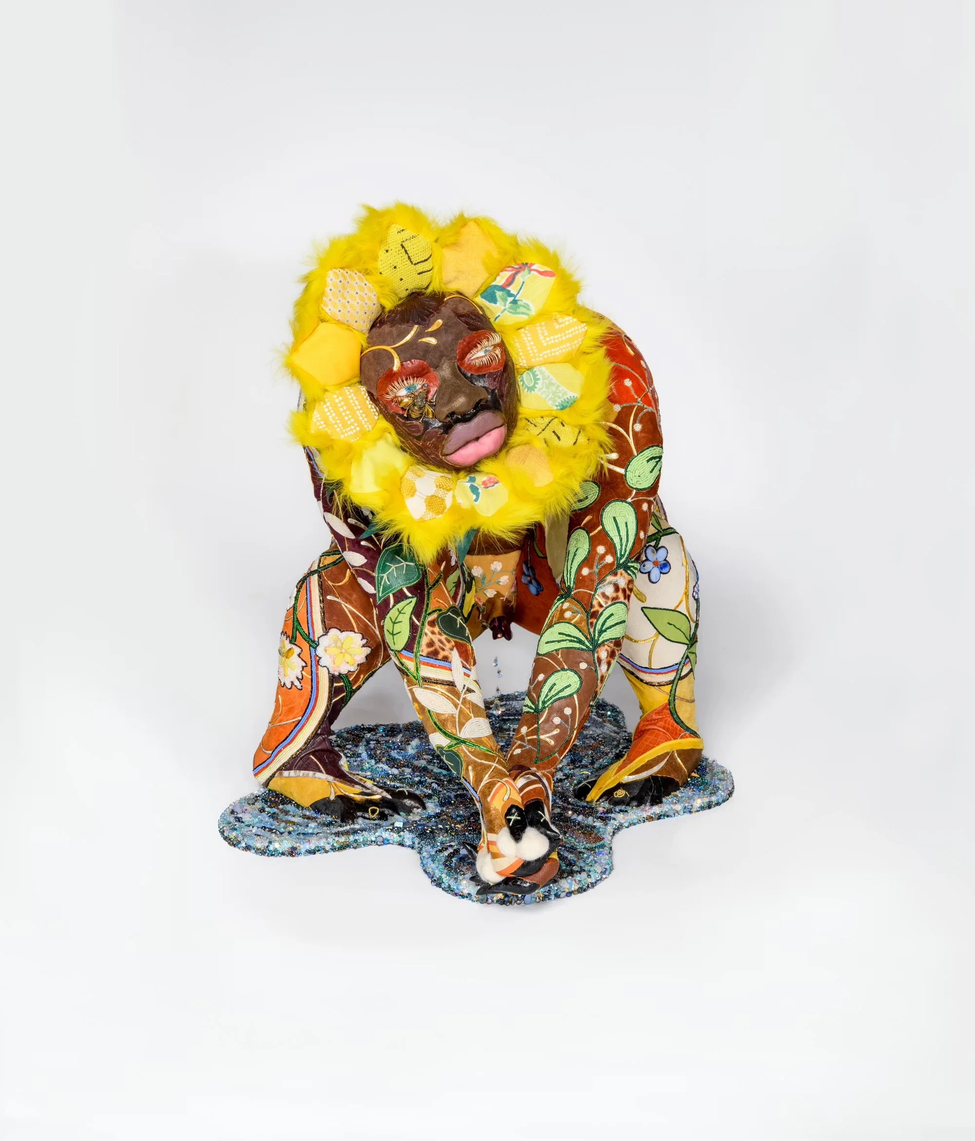  Little Miss Sunshine , 2025
Steel armature, foam, clay, upcycled leather and fur, cloisonné, glass beads, upholstery cord, aventurine, jade, jasper, periodt, prehnite, mother of pearl
69 x 71 x 61 cm | 27 x 28 x 24 in