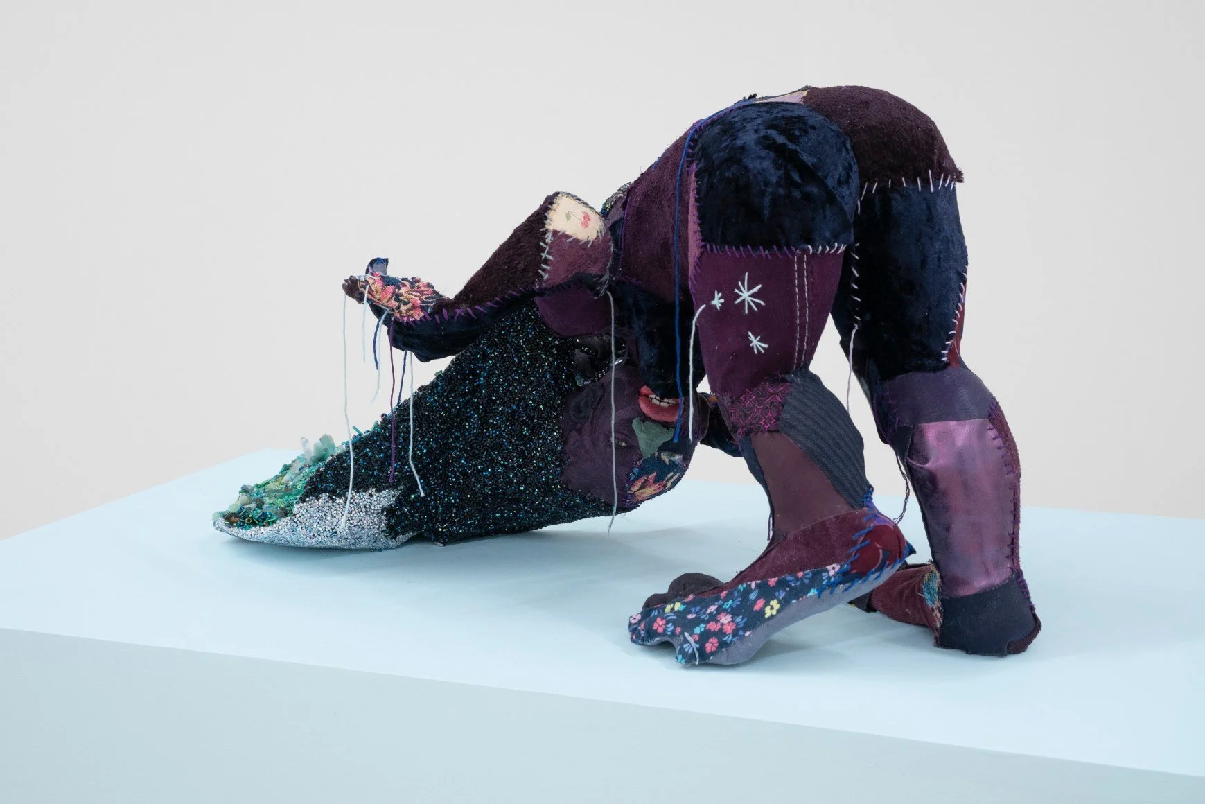  Ground Beef , 2023
Aluminum foil, wire, foam, epoxy clay, various fabrics, assorted beads, rhinestones, watch face, embroidery floss, acrylic paint, and zippers
35.5 x 40.5 x 78.5 cm | 14 x 16 x 31 in