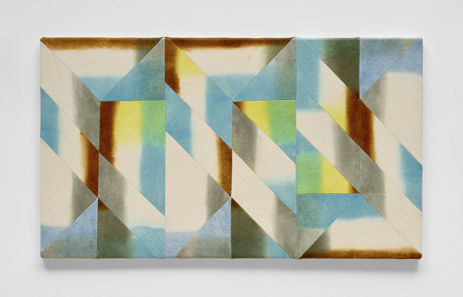  Untitled , 2023
Dyed wool and thread
62 x 108 cm | 24 1/2 x 42 in