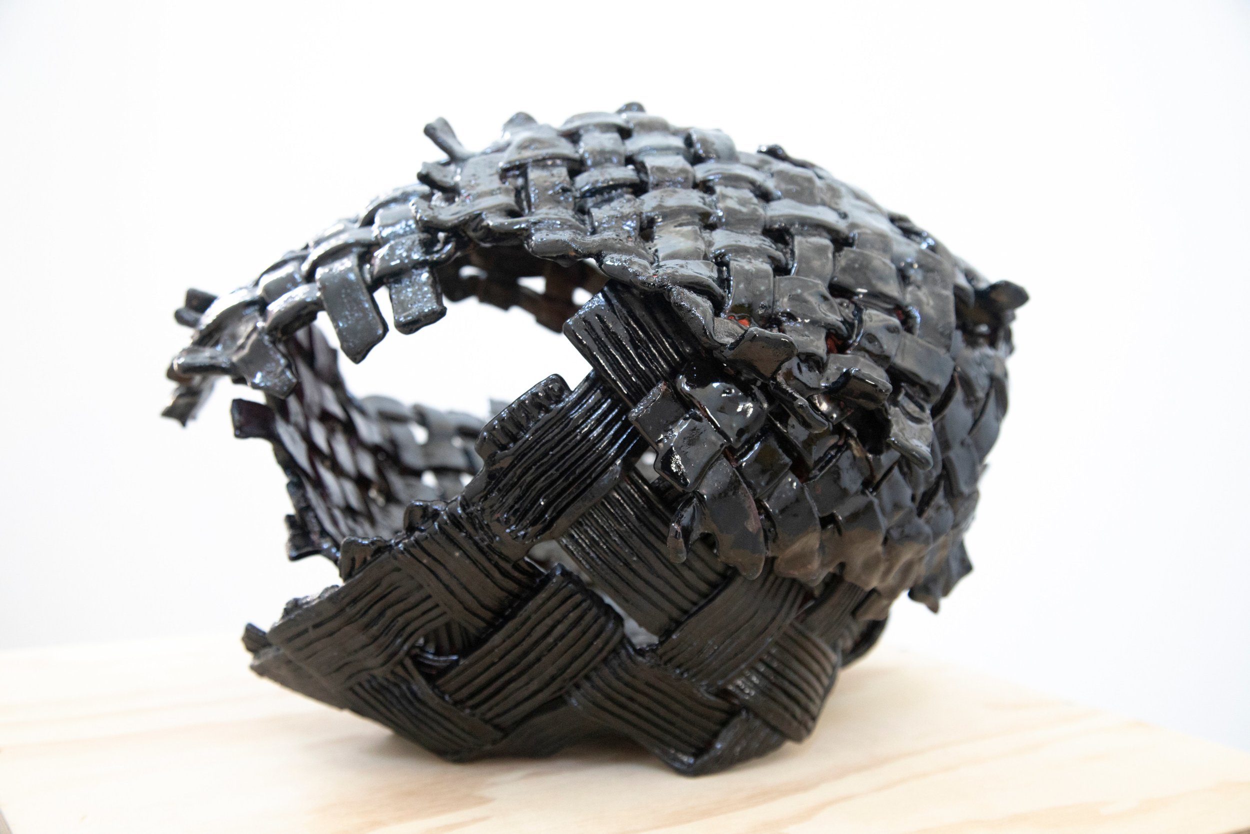  Oil Spilt , 2020
Glazed stoneware
32 x 40.5 x 46 cm | 12 1/2 x 16 x 18 in