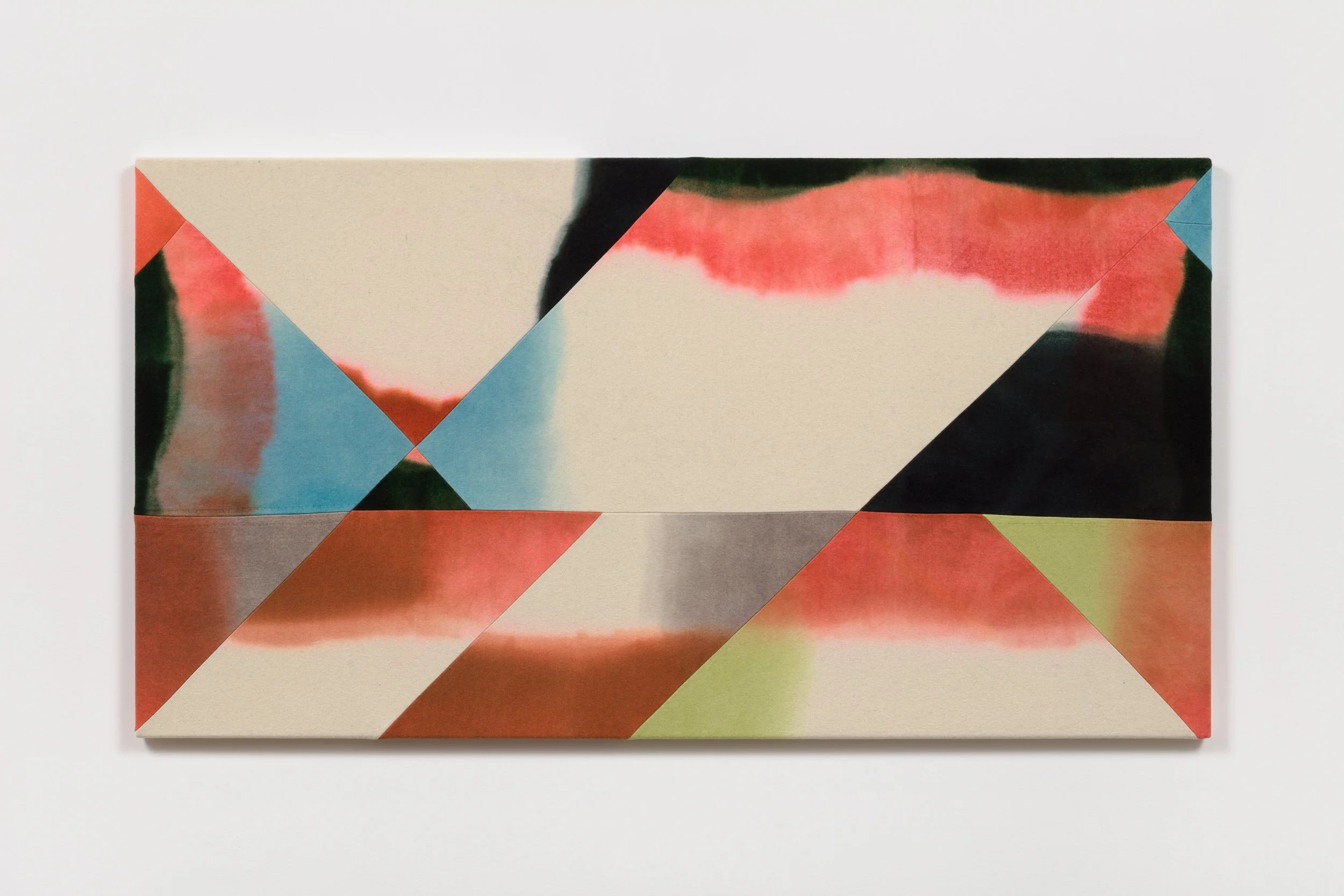  sweep/s light bristles/Granulerer, redder , 2021
Dyed wool and thread
77 x 142 cm | 30 x 56 in