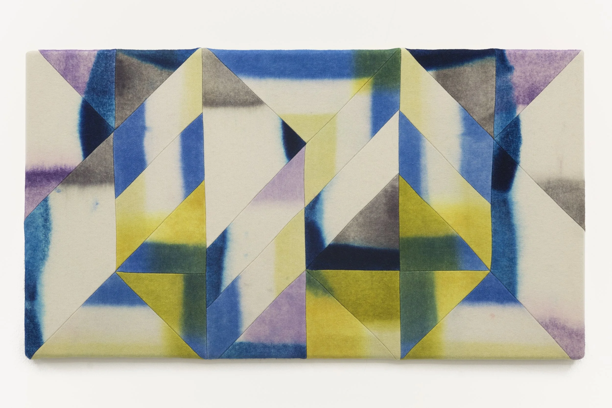  /ced I/Iac beds a demure prom/se , 2024
Dyed wool and thread
42 x 77 cm | 16 1/2 x 30 1/4 in