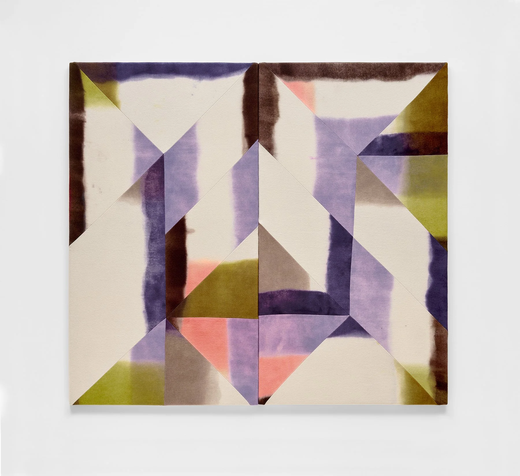  a cat occurs /n curse: hel/otrope shades—curls— , 2023
Dyed wool and thread
140 x 154 cm | 55 x 61 in