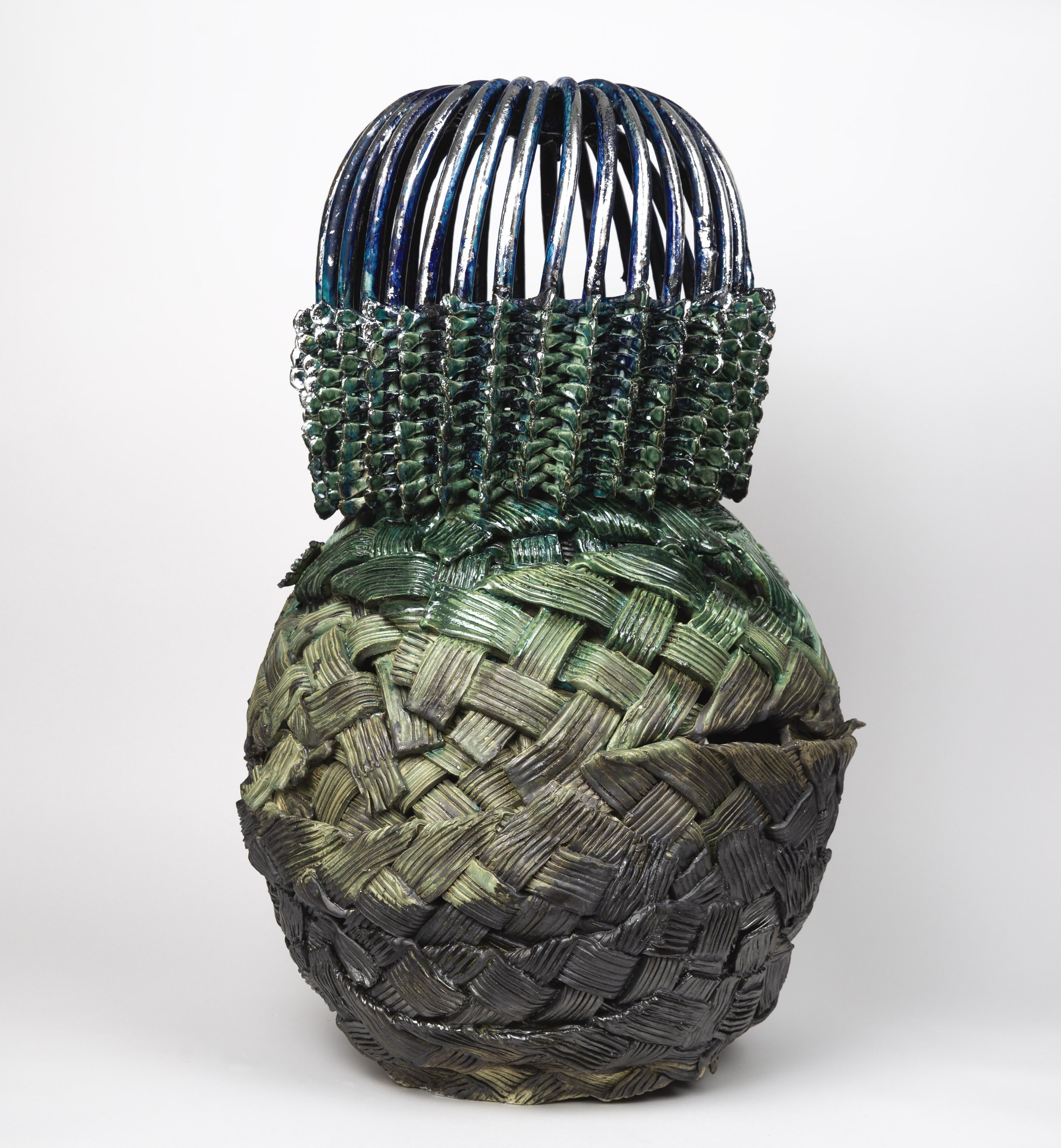  Gathering Moss Beneath Nightsky , 2023
Glazed stoneware, glass, silver leaf
73.5 x 48.5 cm | 29 x 19 in