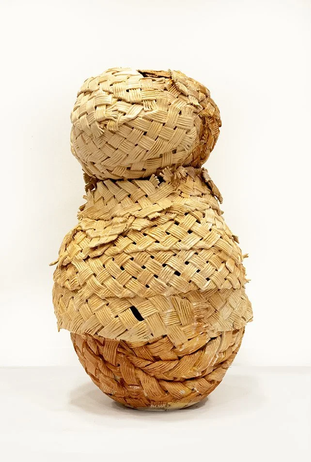  Mother , 2023
Glazed stoneware
89 x 53 cm | 35 x 21 in