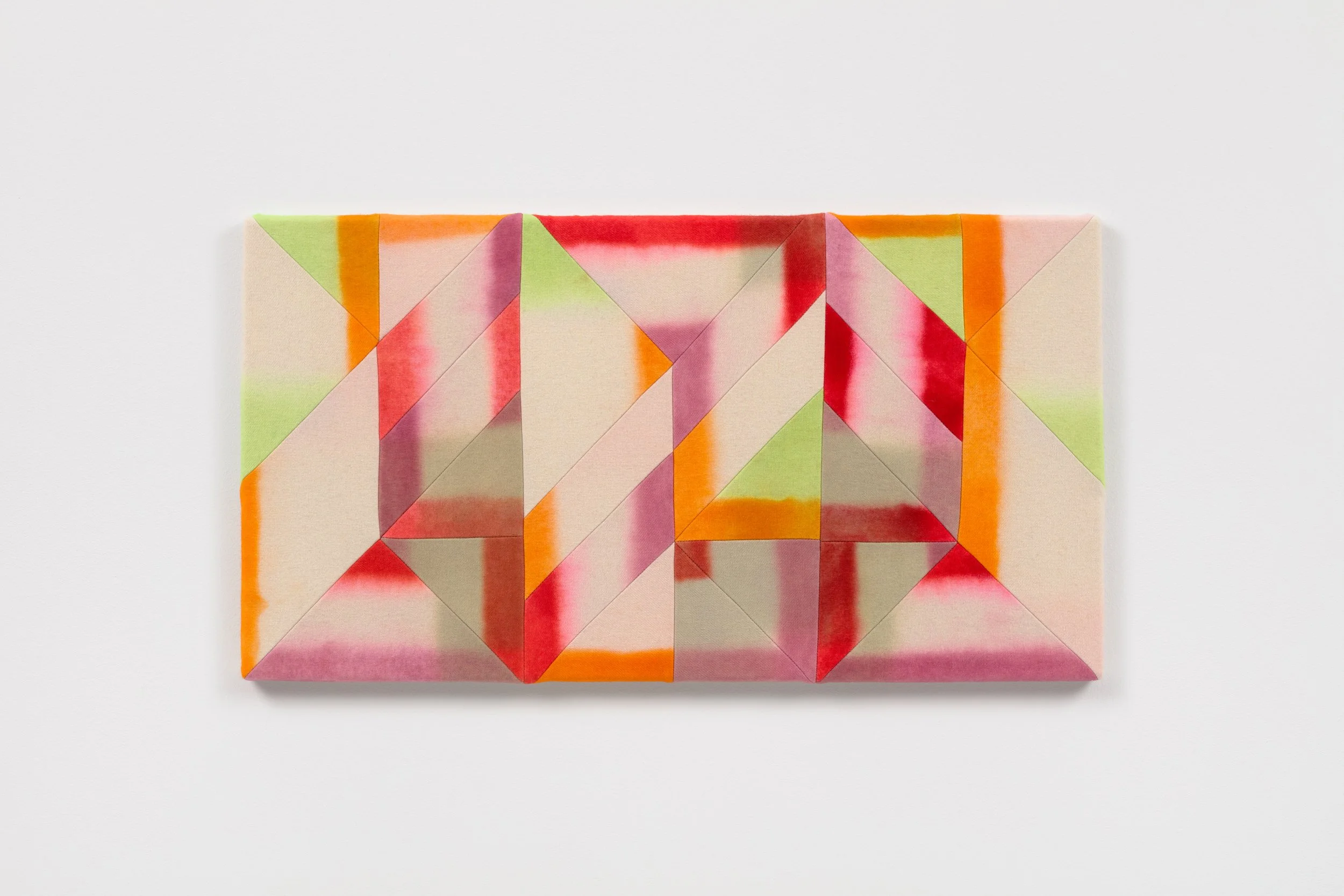  hem entropy, hubr/s suffers no urls , 2025
Dyed wool and thread
42 x 79 cm | 16 1/2 x 31 in