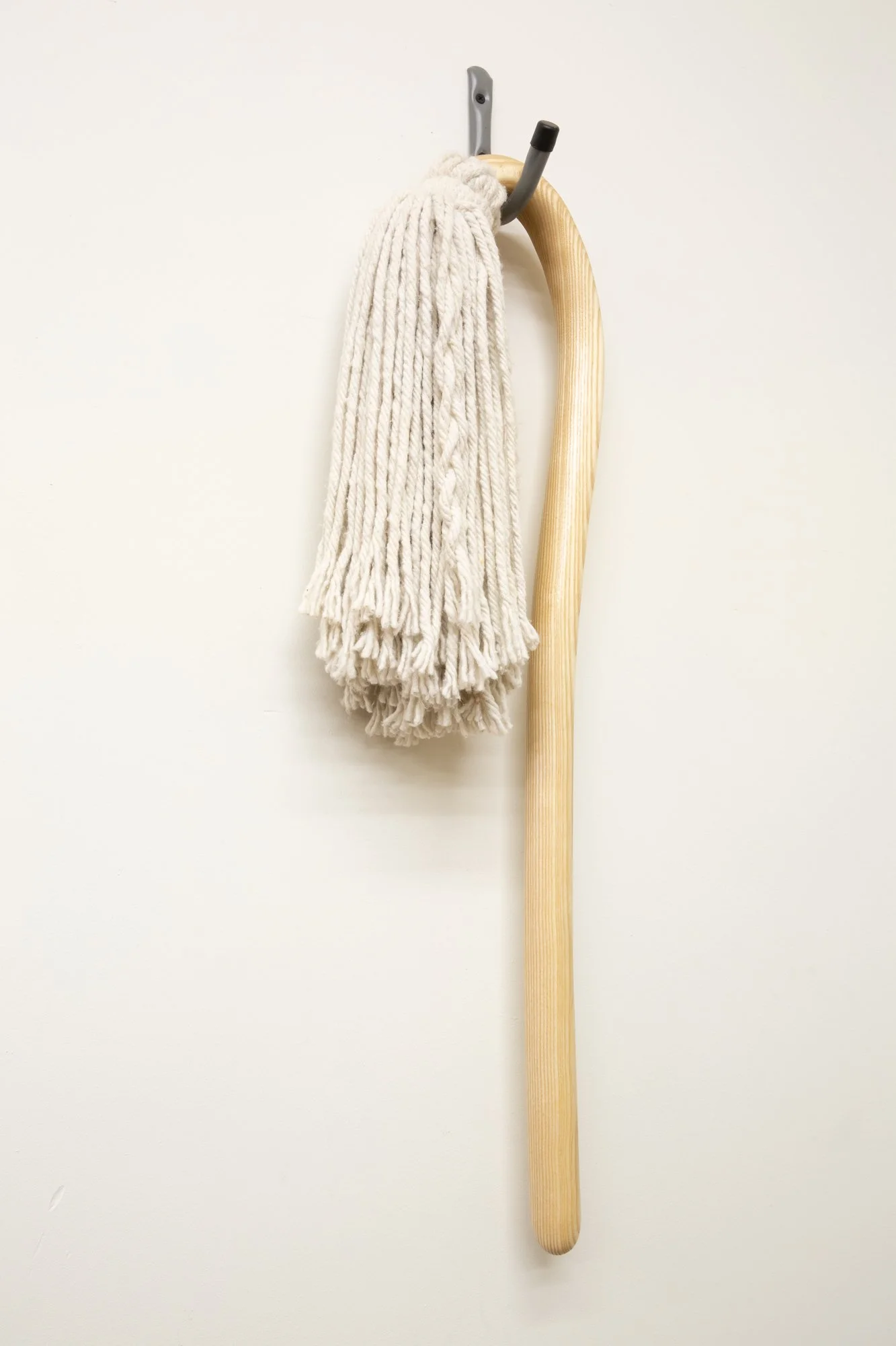  Tired Mop , 2023
Ash, oak, cotton, steel
38 x 6 1/2 x 9 in | 96.5 x 16.5 x 23 cm
