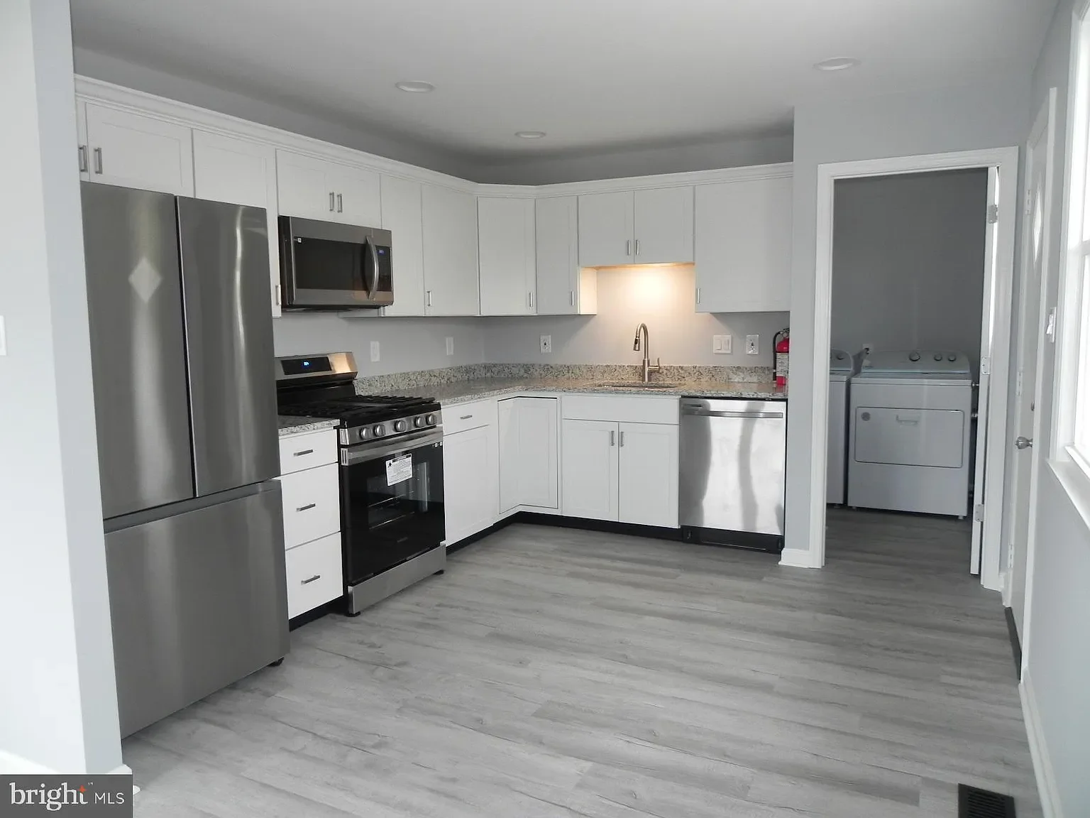 AFTER KITCHEN