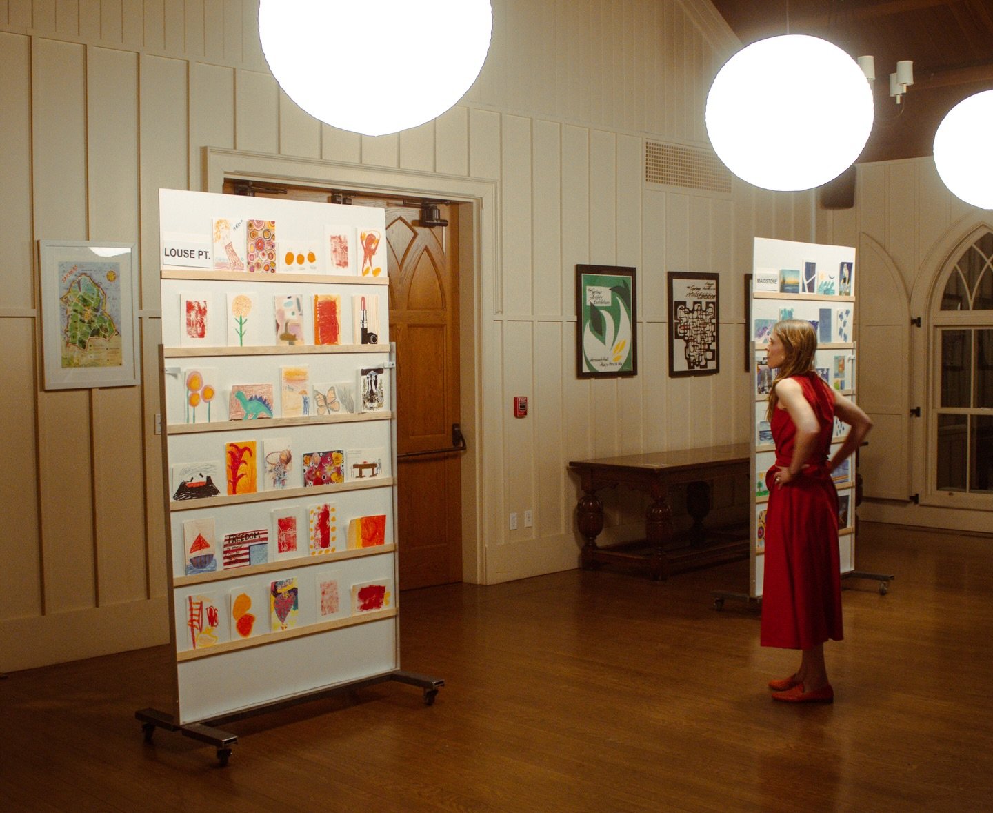 a little moment from our mystery art sale 🎨✨