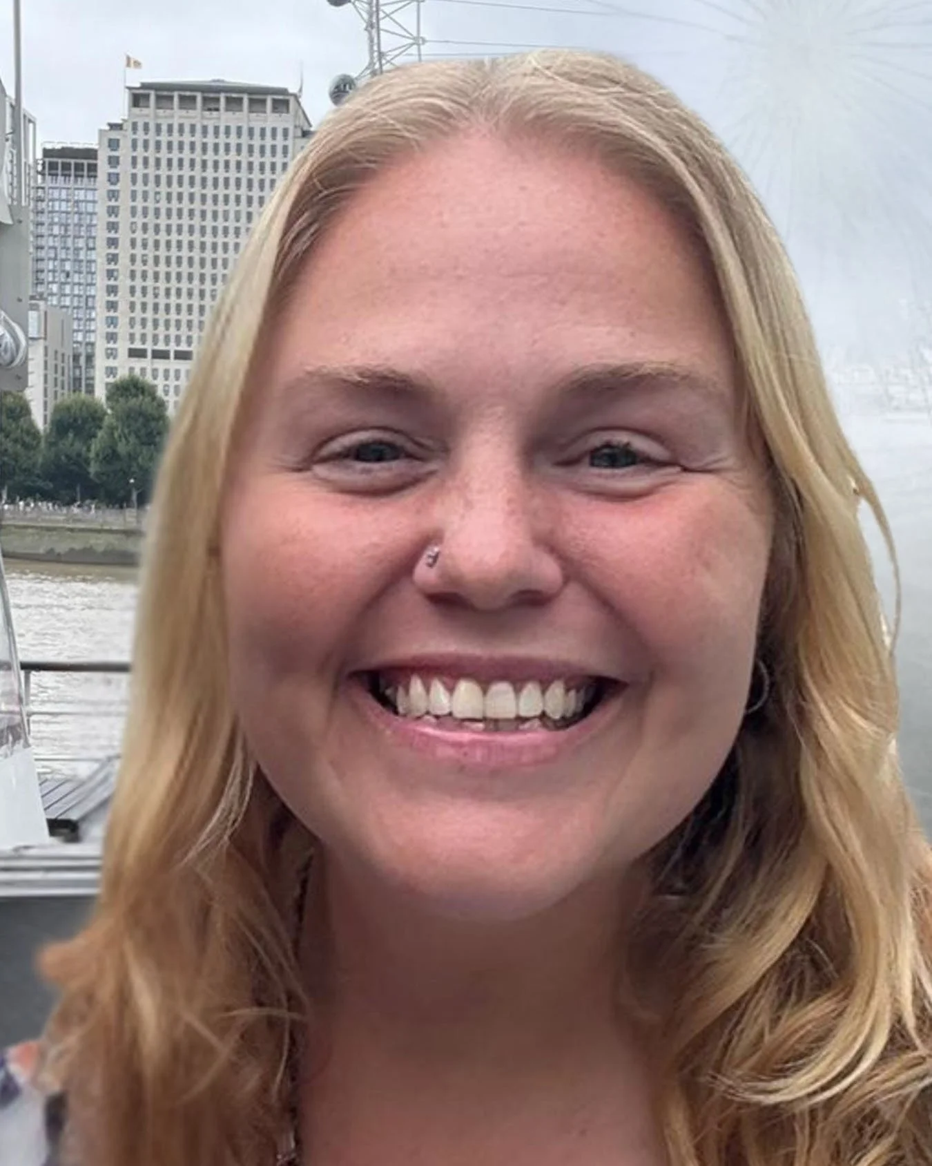 rachel-smiling-portrait-outdoors-london.jpg