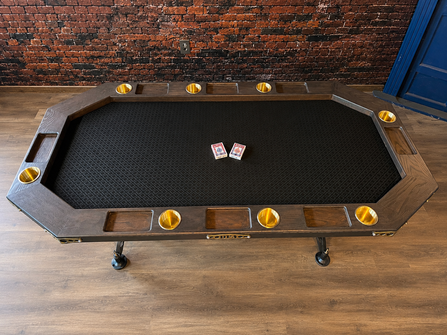 Steampunk Tank poker table 5.png