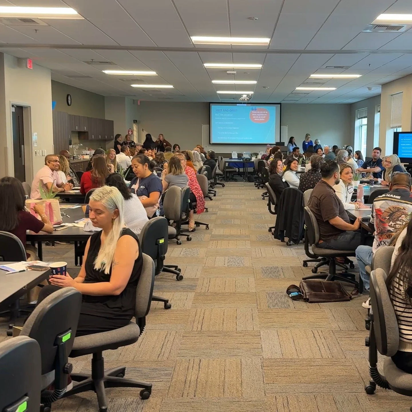 This is what networking is all about- good conversation that leads to great connections!! 👏

Huge thanks to everyone who attended our Washington County Launch Networking Event🎉- what an amazing turnout! 

And thank you to ODHS and their community p