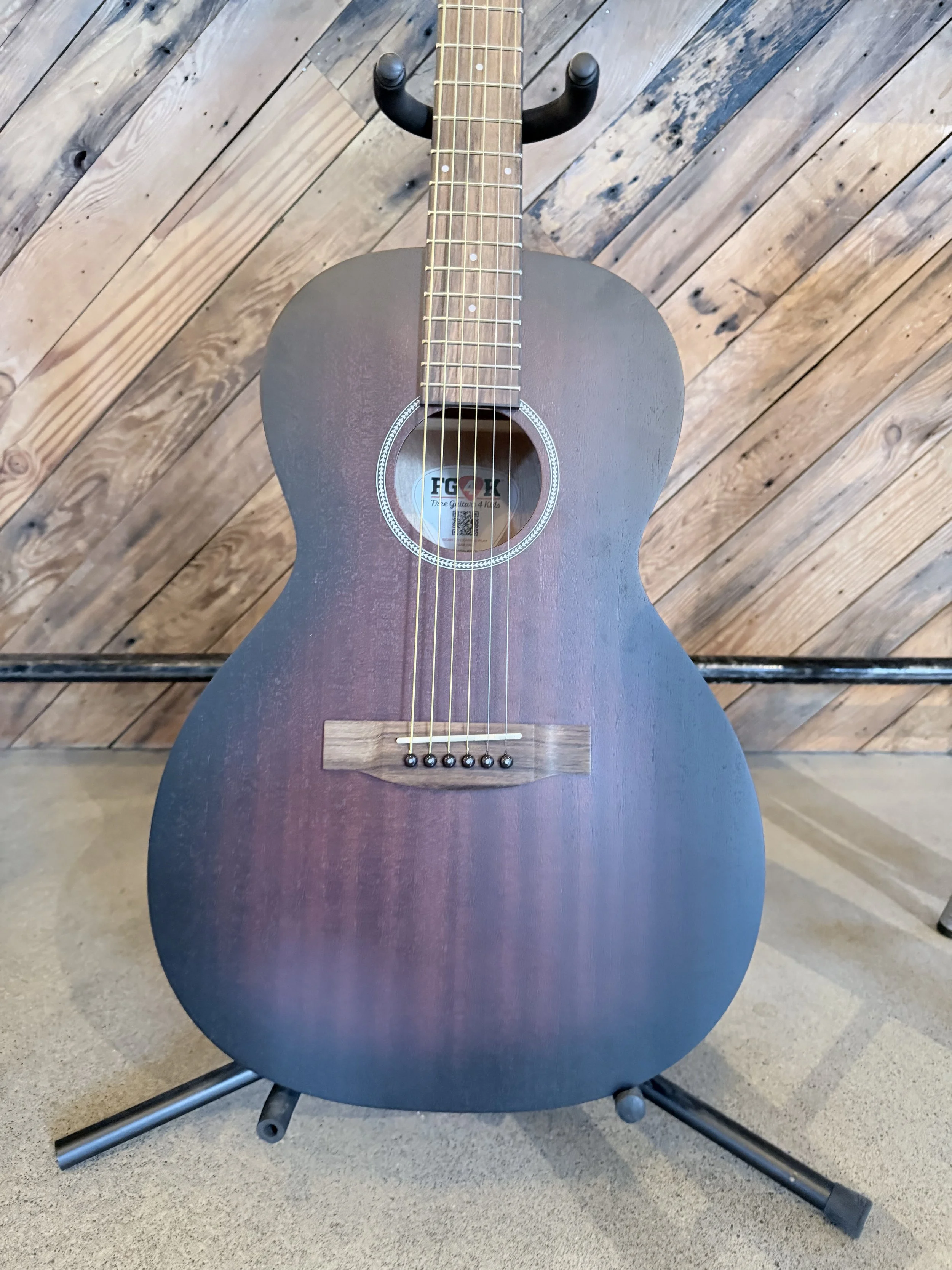 FG4K GUITAR STRUM2.jpeg