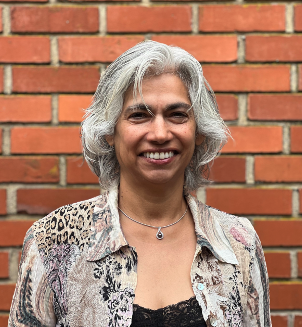 Kavita Snyder Free Guitars 4 Kids