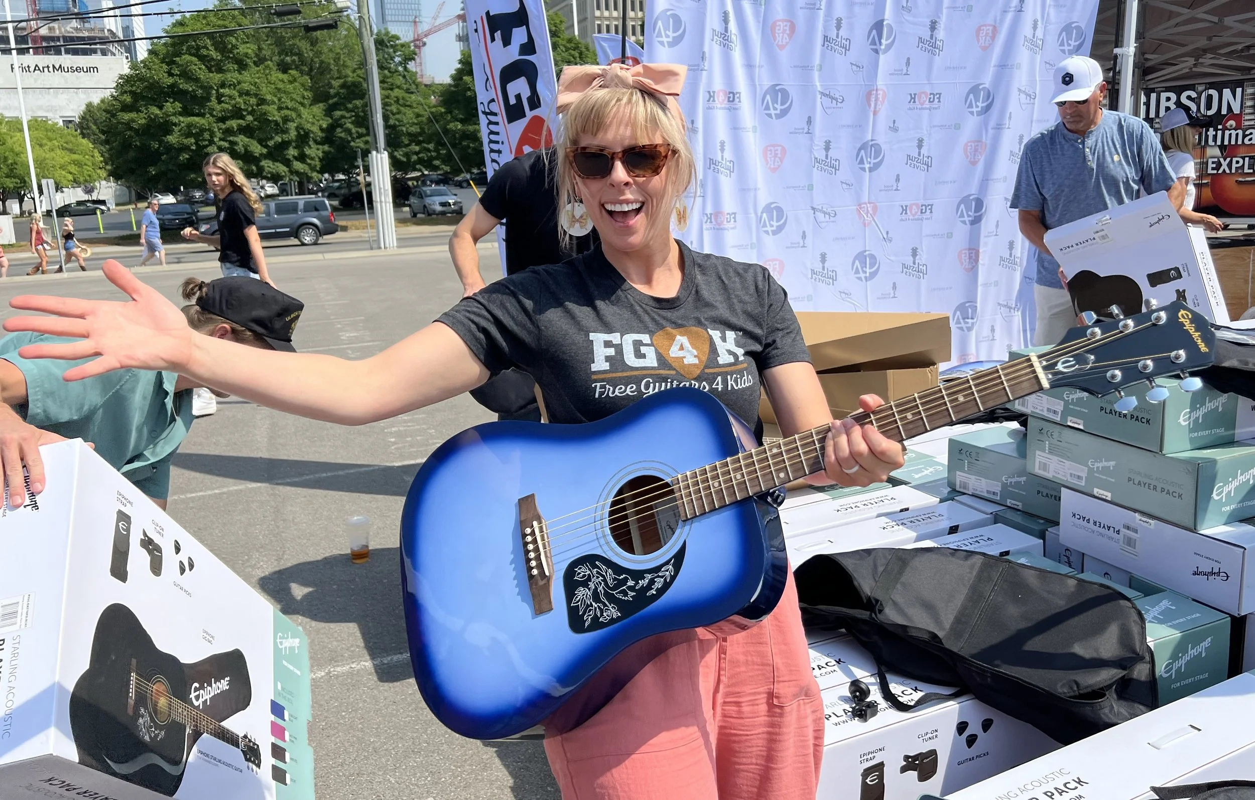 Natalie Murphy Free Guitars 4 Kids