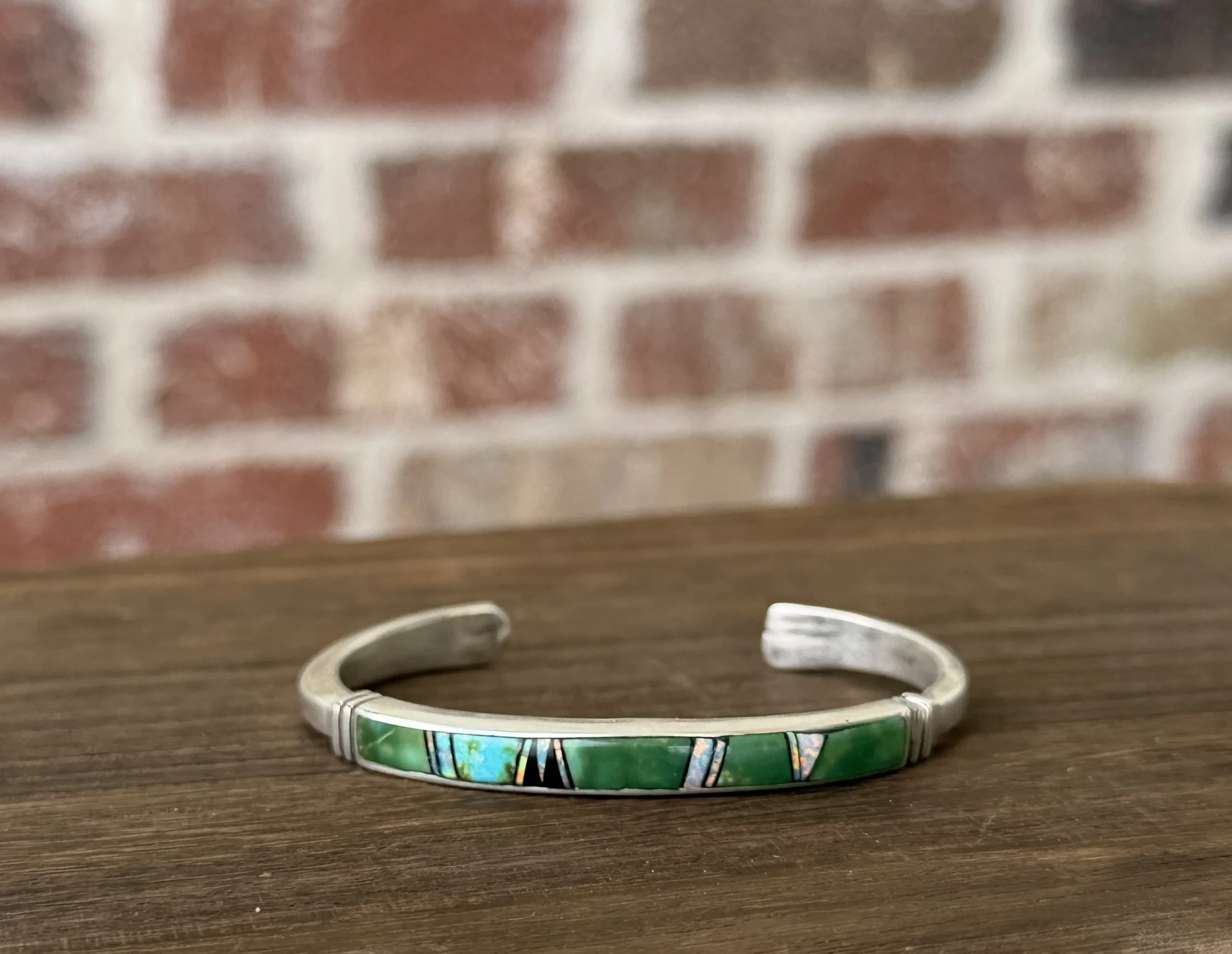 Green Turquoise Inlay Bracelet 6"
