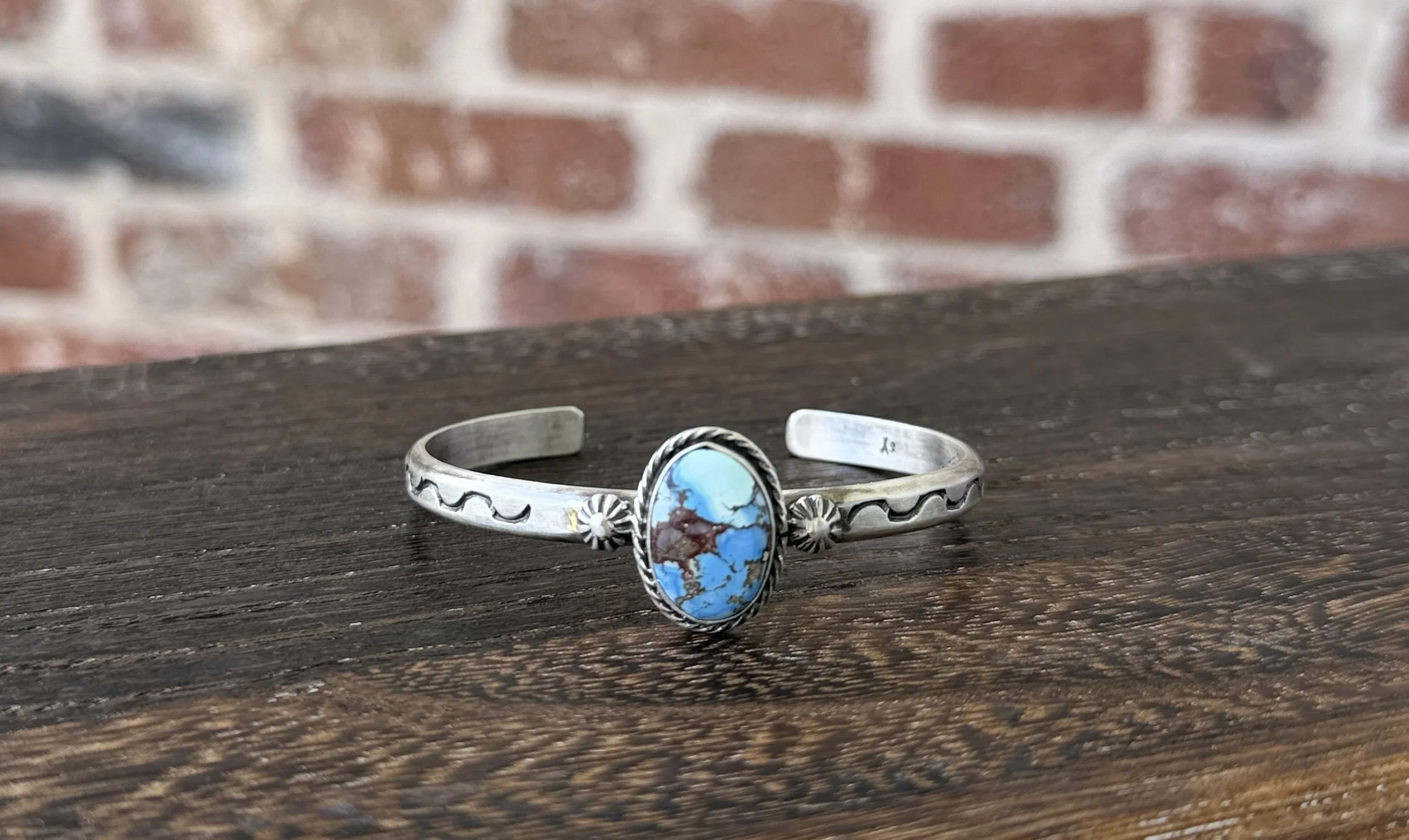 Golden Hills Oval Bracelet